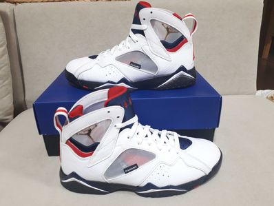 PSG × NIKE AIR JORDAN 7 RETRO "White"