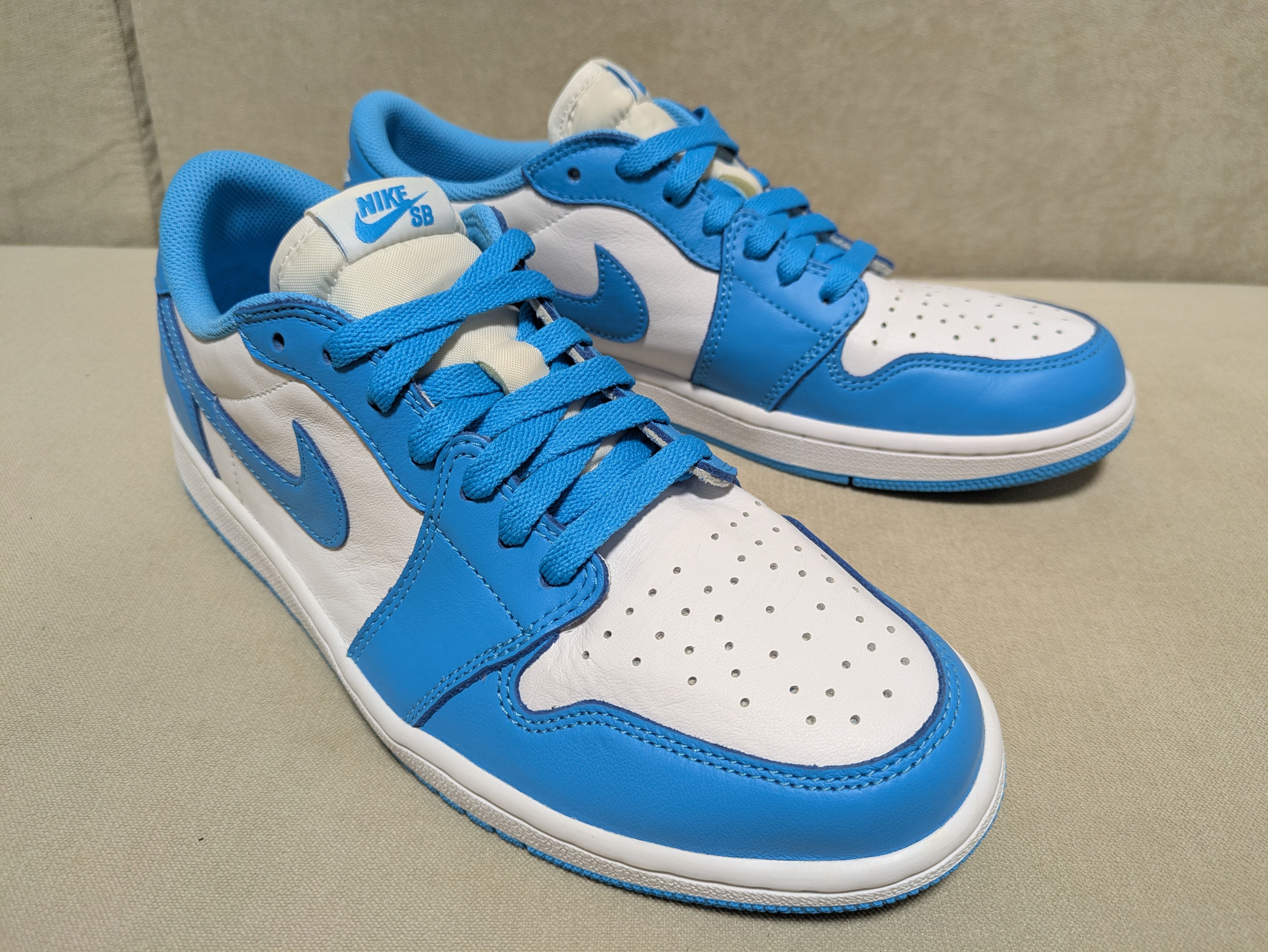 Nike SB Air Jordan 1 Low "UNC" 