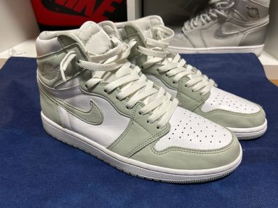 Nike Women's Air Jordan 1 High OG "Seafoam"