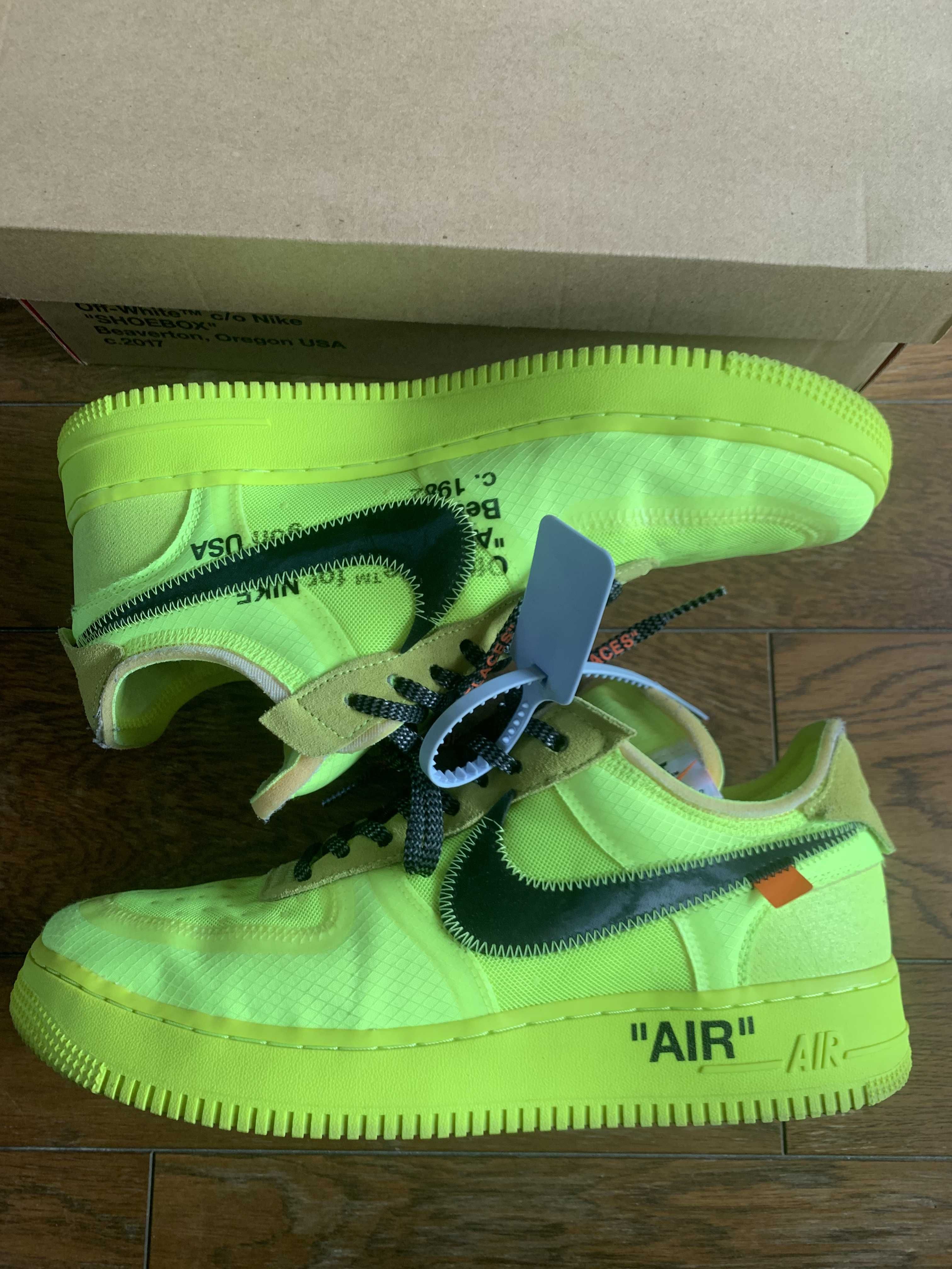Off-White × Nike Air Force 1 Low "Volt"