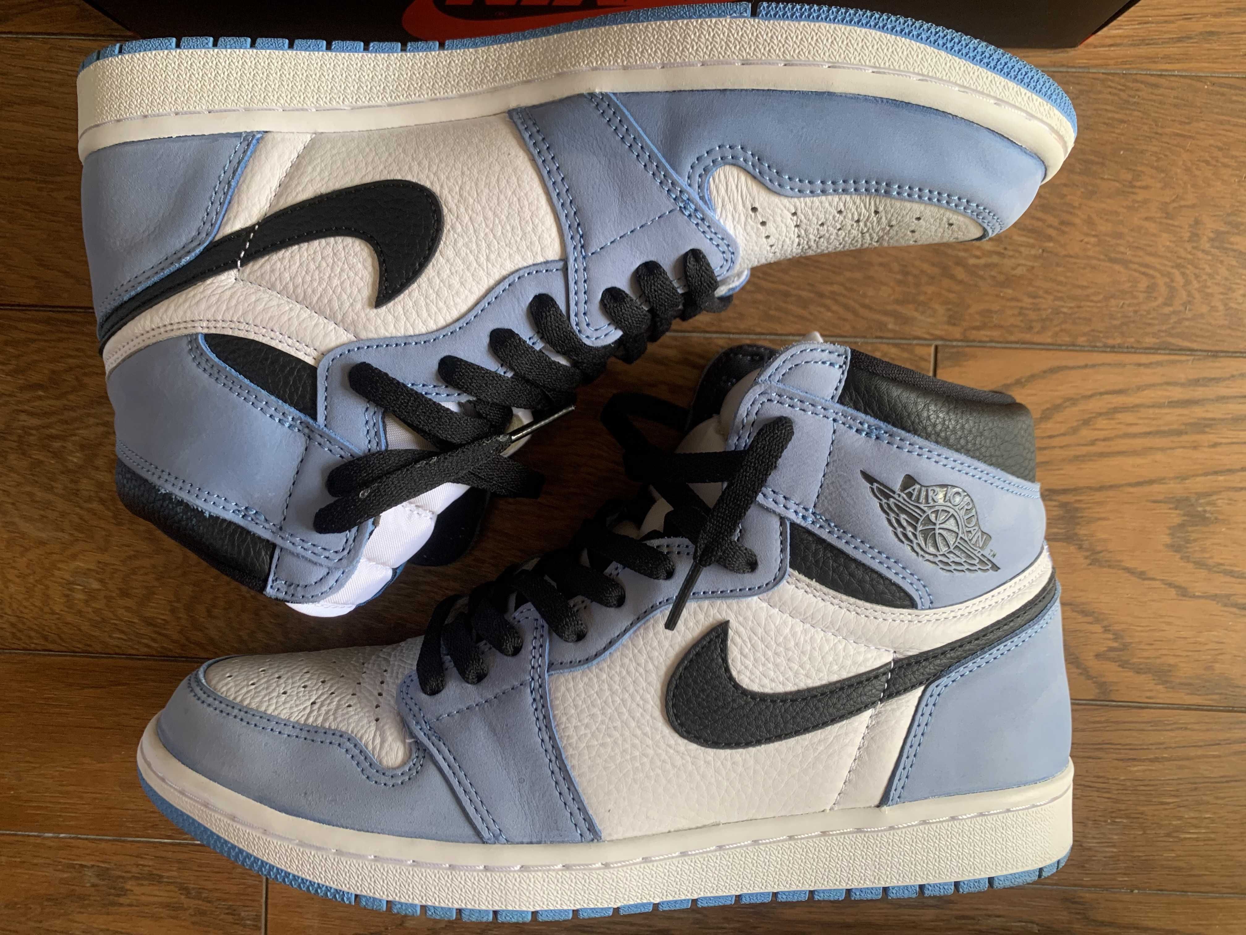 Nike Air Jordan 1 High OG "University Blue"