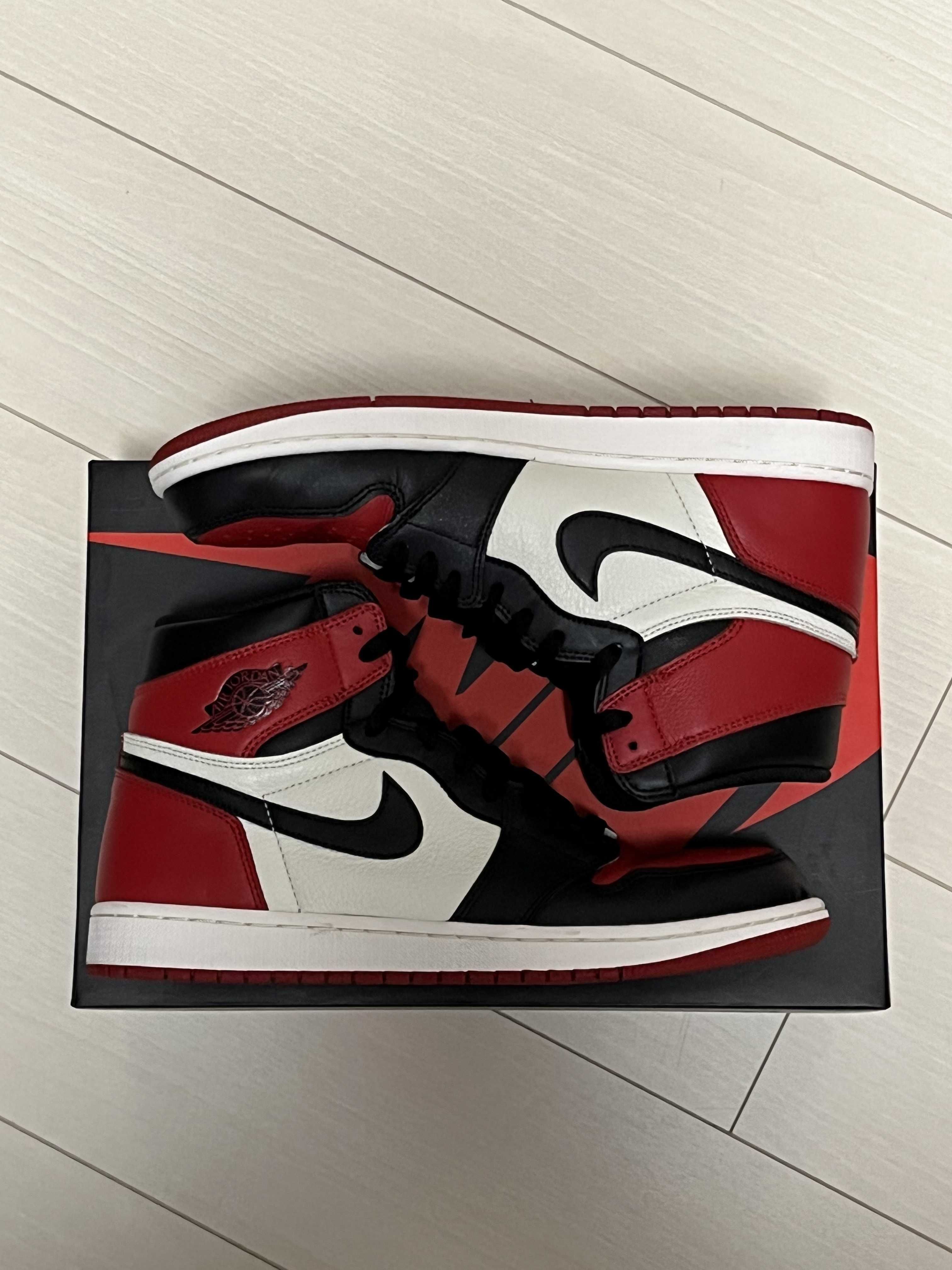 Nike Air Jordan 1 Retro High OG "Bred Toe"