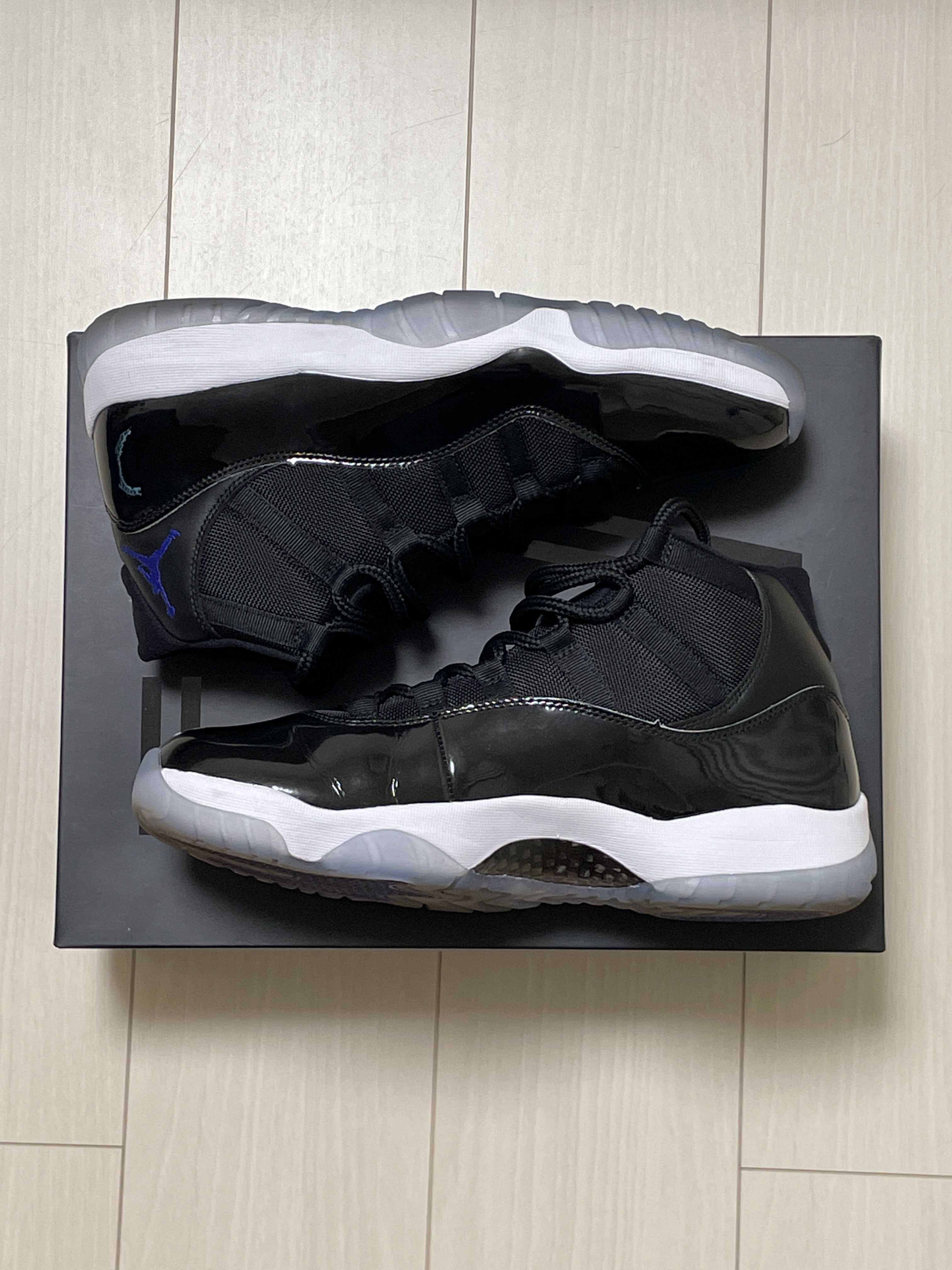 Nike Air Jordan 11 Retro "Space Jam" (2016)