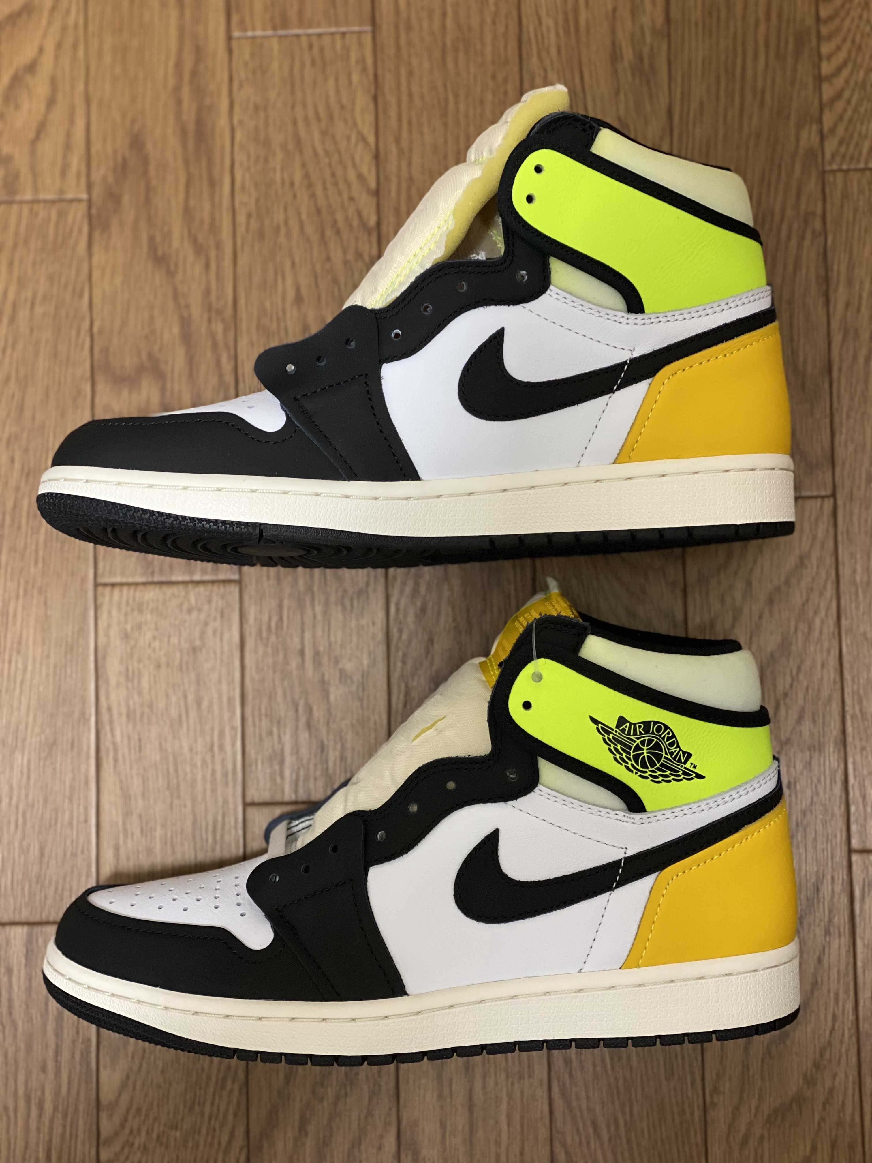 Nike Air Jordan 1 High OG "Volt Gold"