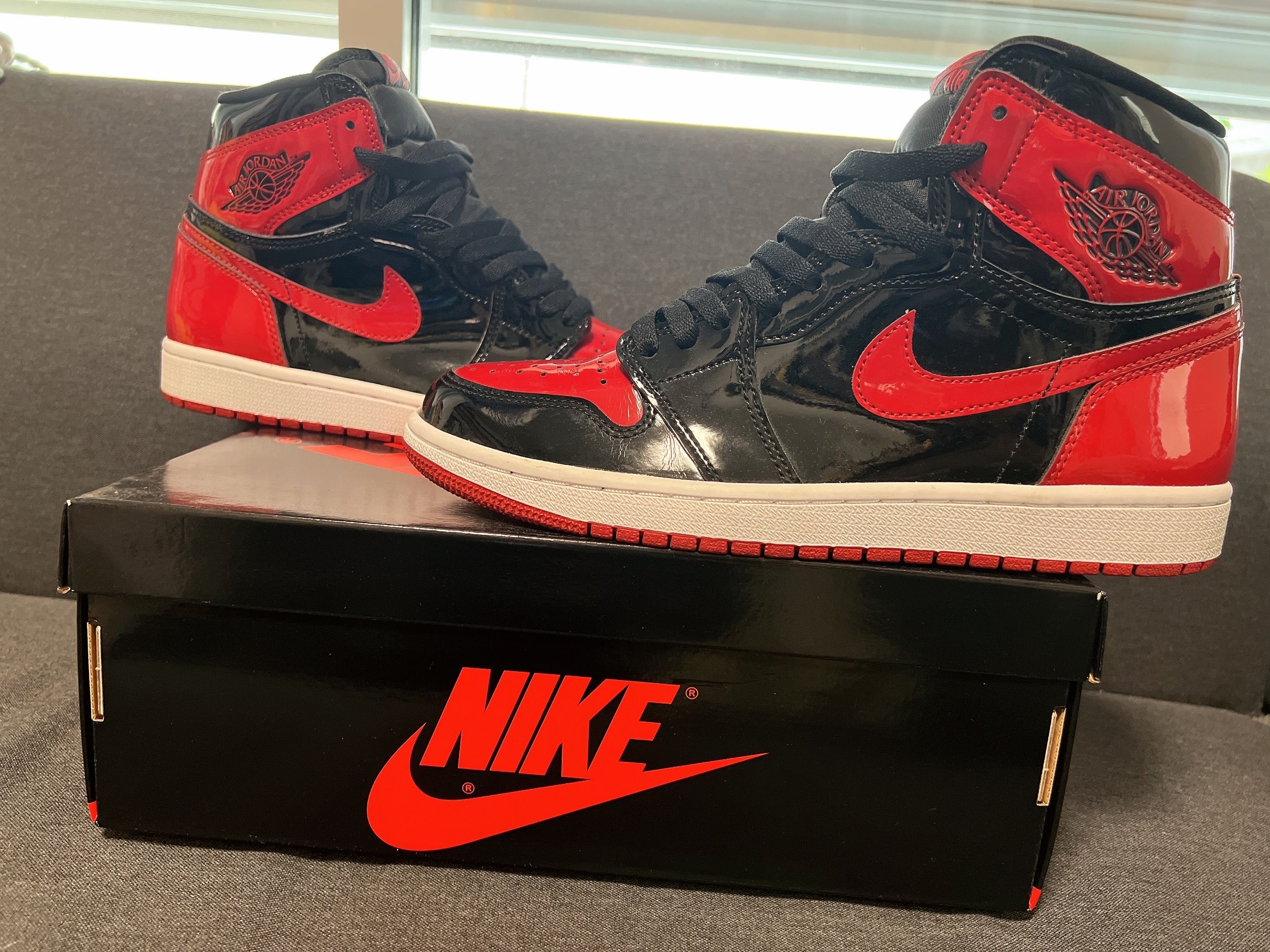 Nike Air Jordan 1 High OG "Patent Bred"