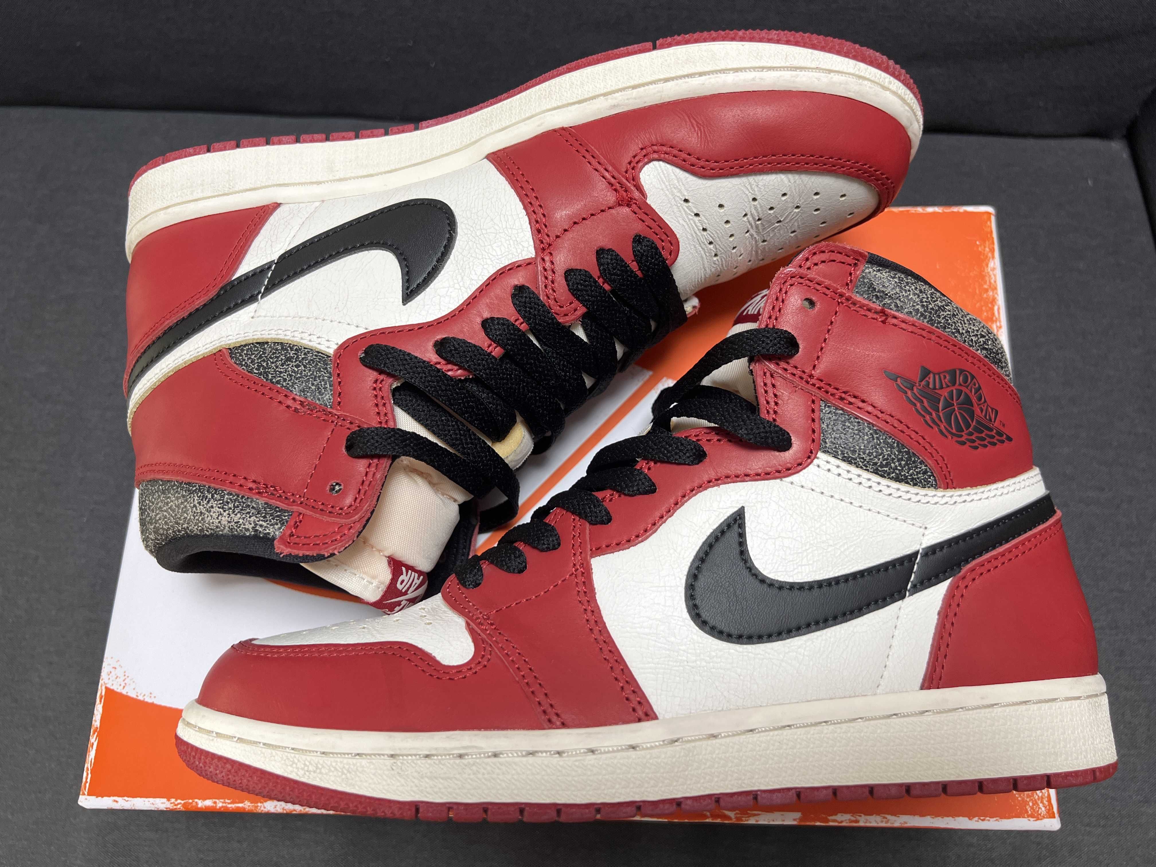 Nike Air Jordan 1 High OG "Lost & Found/Chicago"