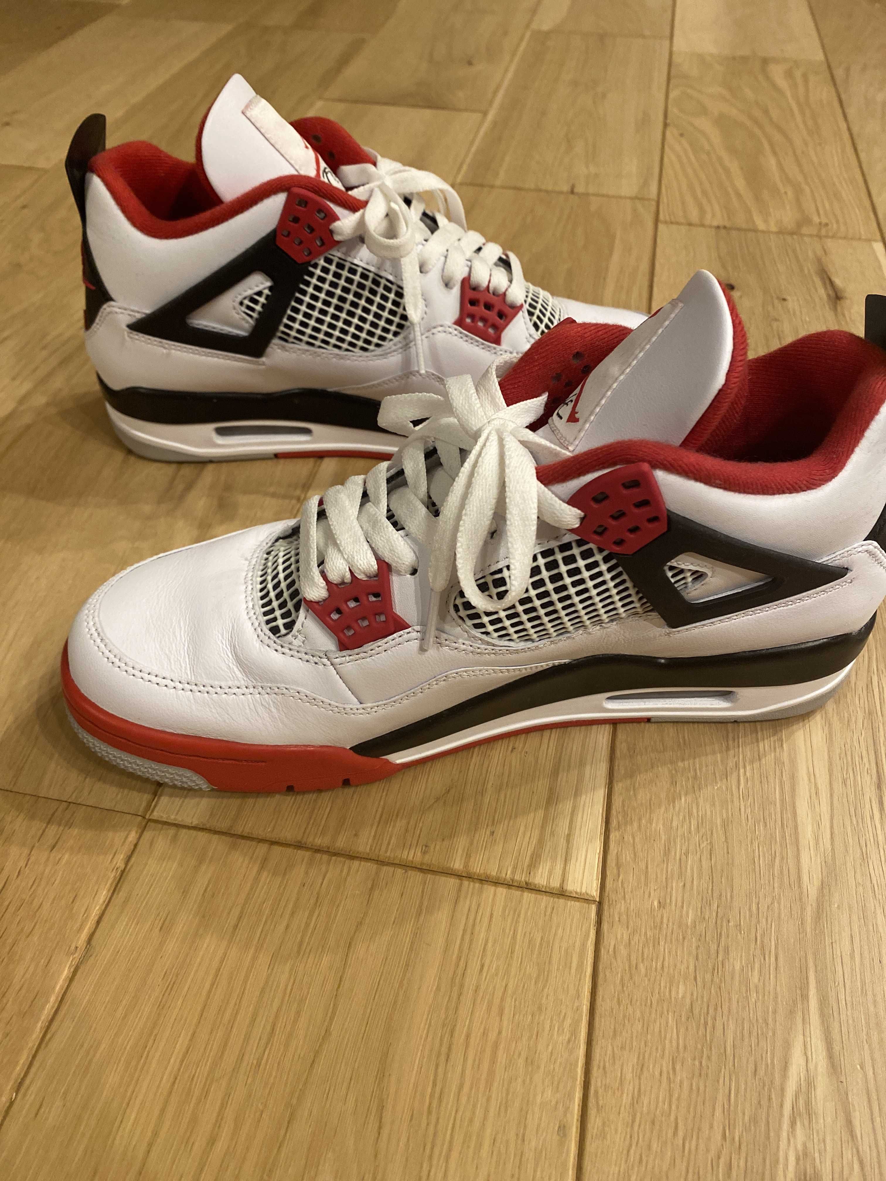 Nike Air Jordan 4 Retro OG "Fire Red" (2020)