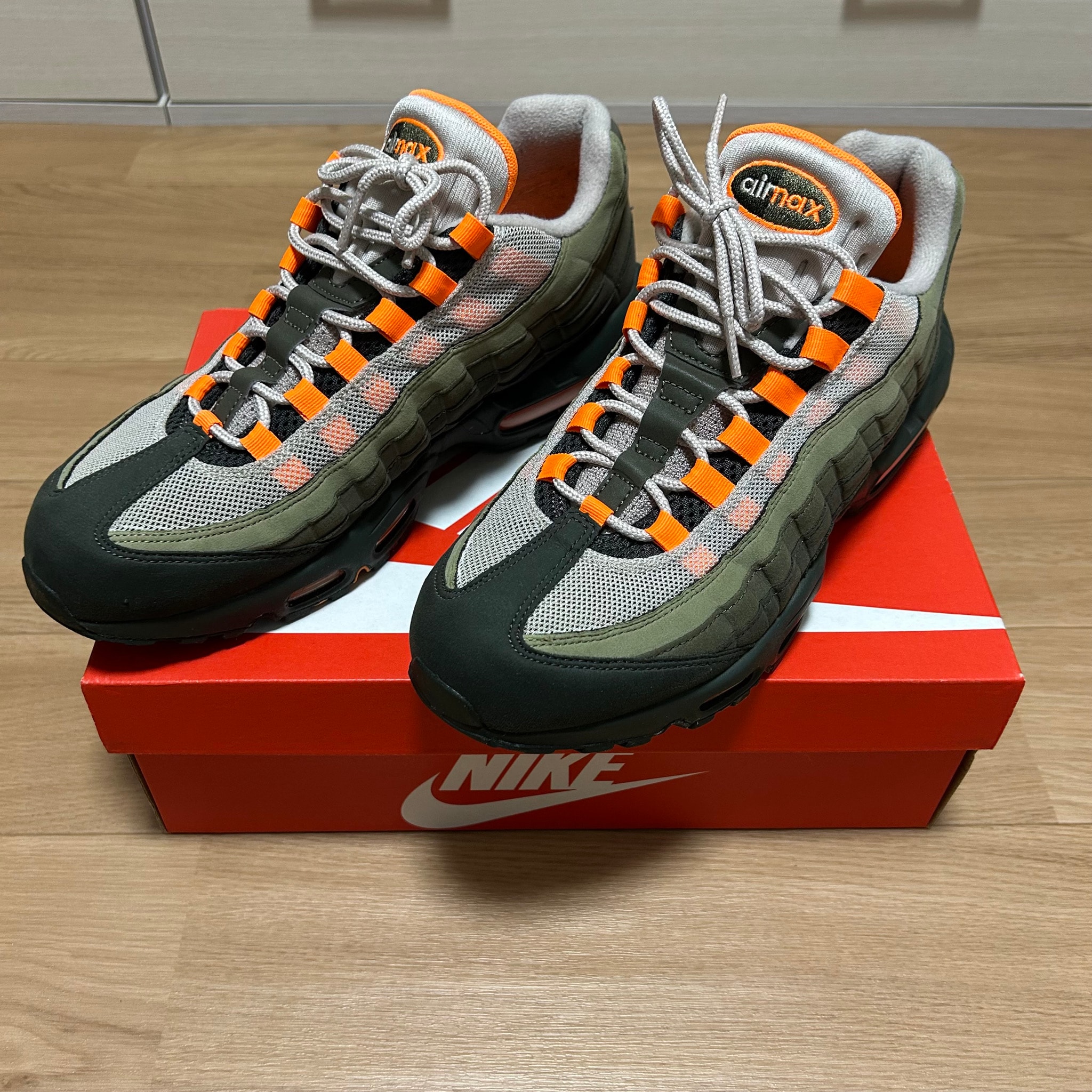 Nike Air Max 95 "String/Total Orange"