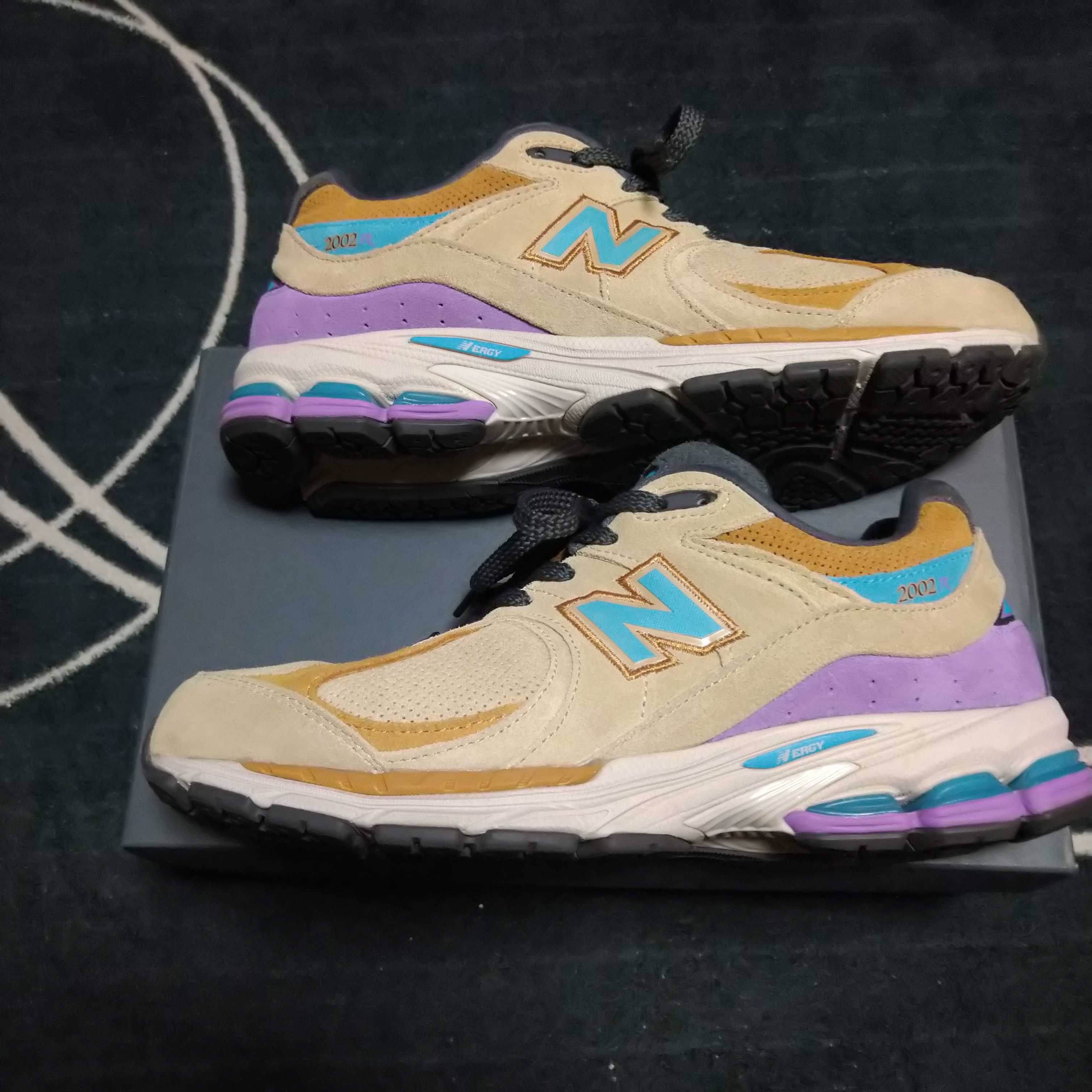 New Balance 2002R "Beige/Purple"
