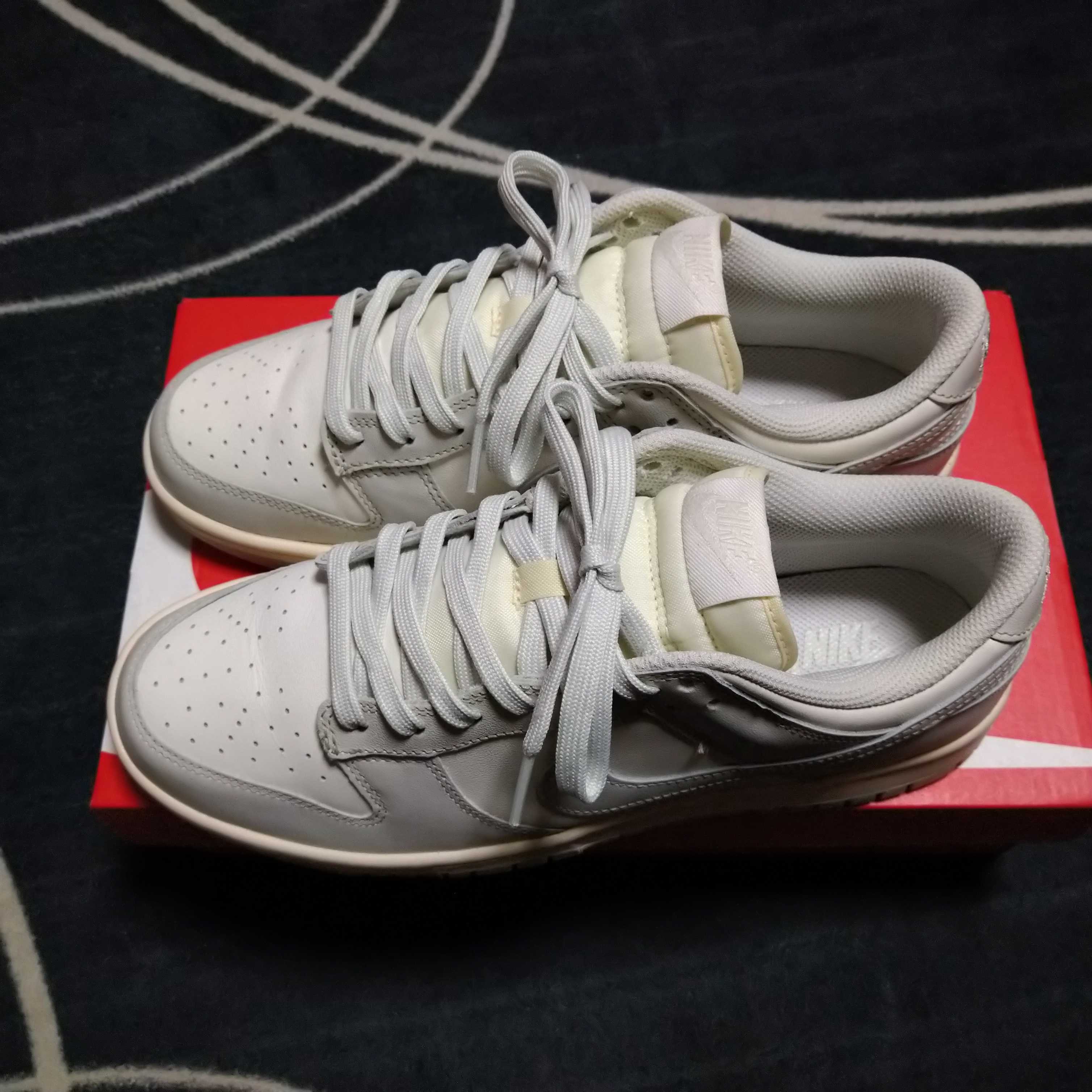 Nike Women's Dunk Low "Light Bone"