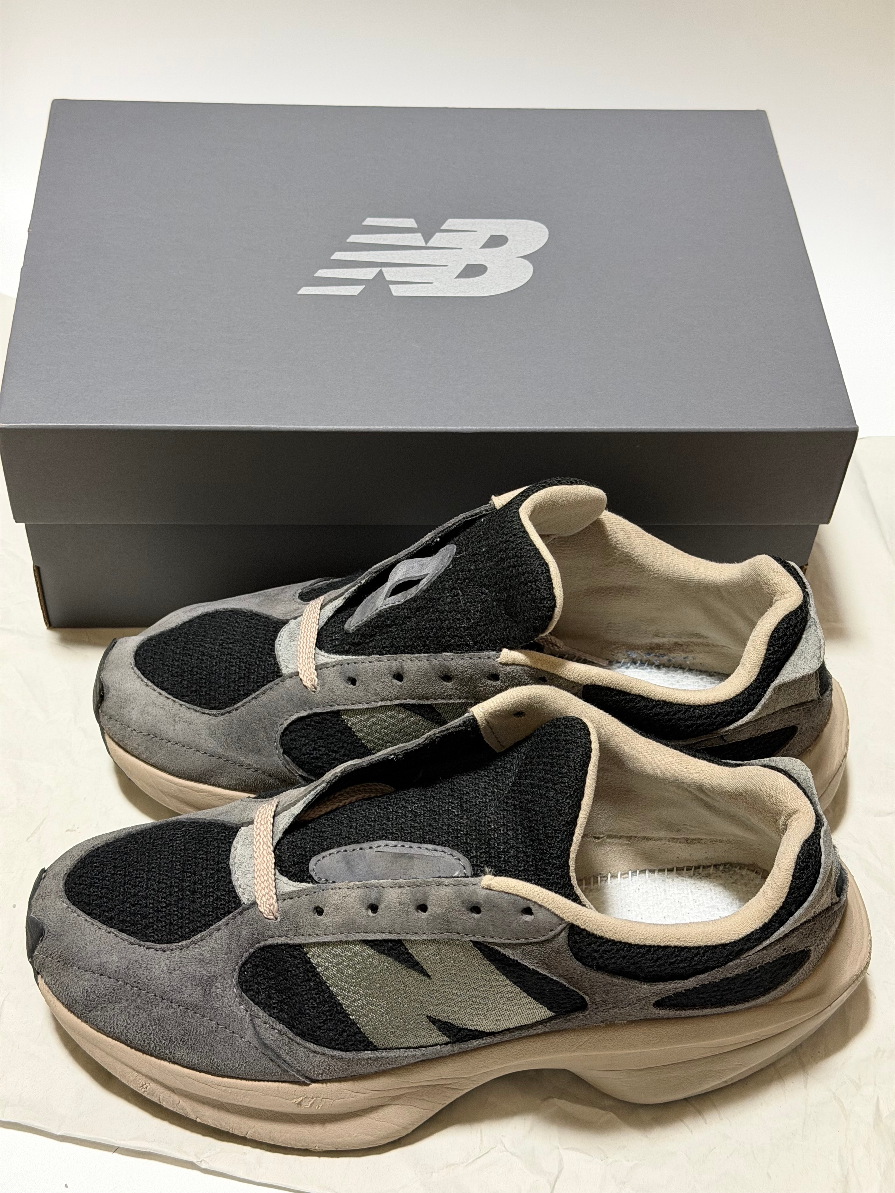 New Balance Warped Runner "Magnet"