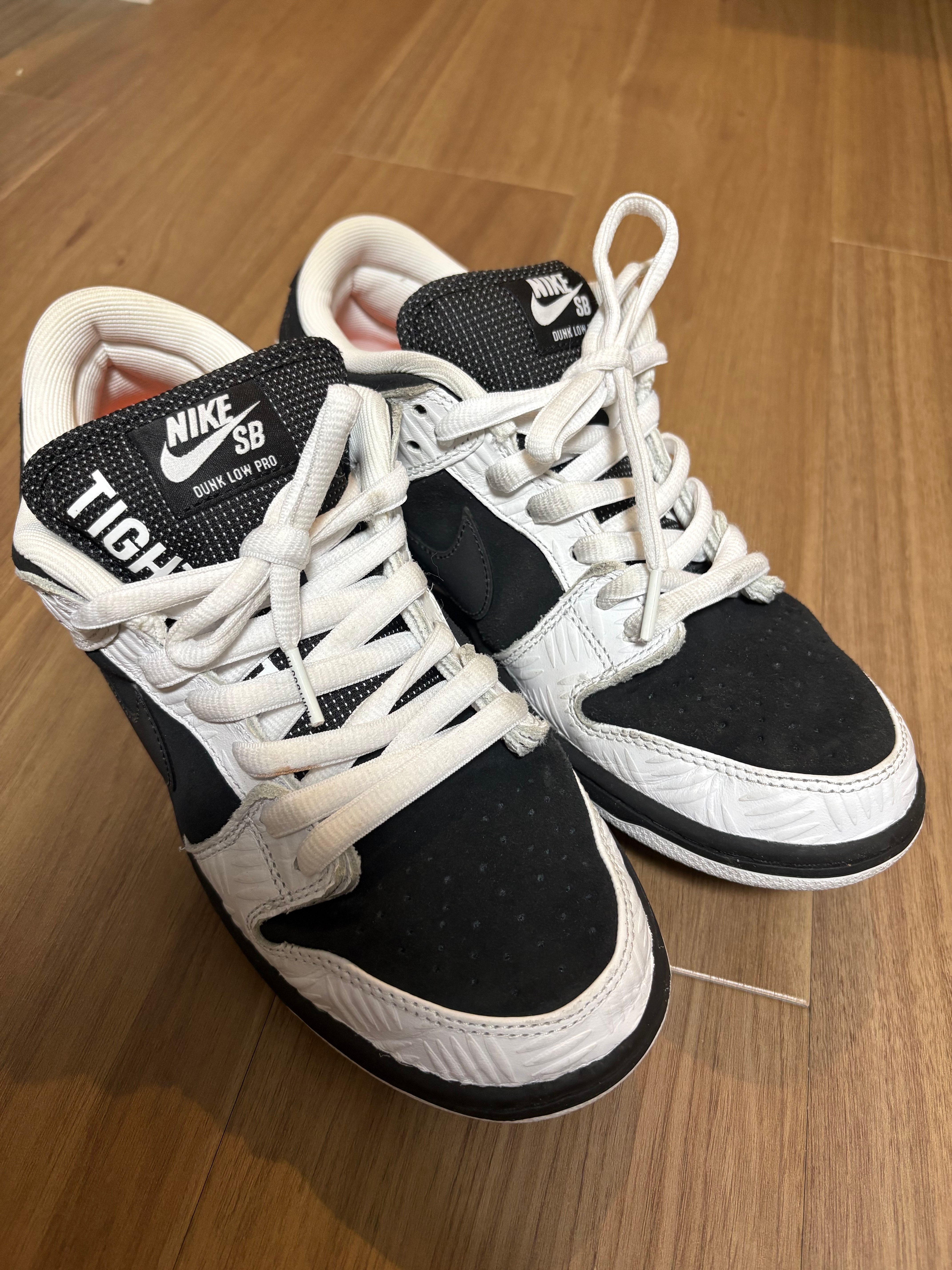 TIGHTBOOTH × Nike SB Dunk Low Pro QS "Black and White"