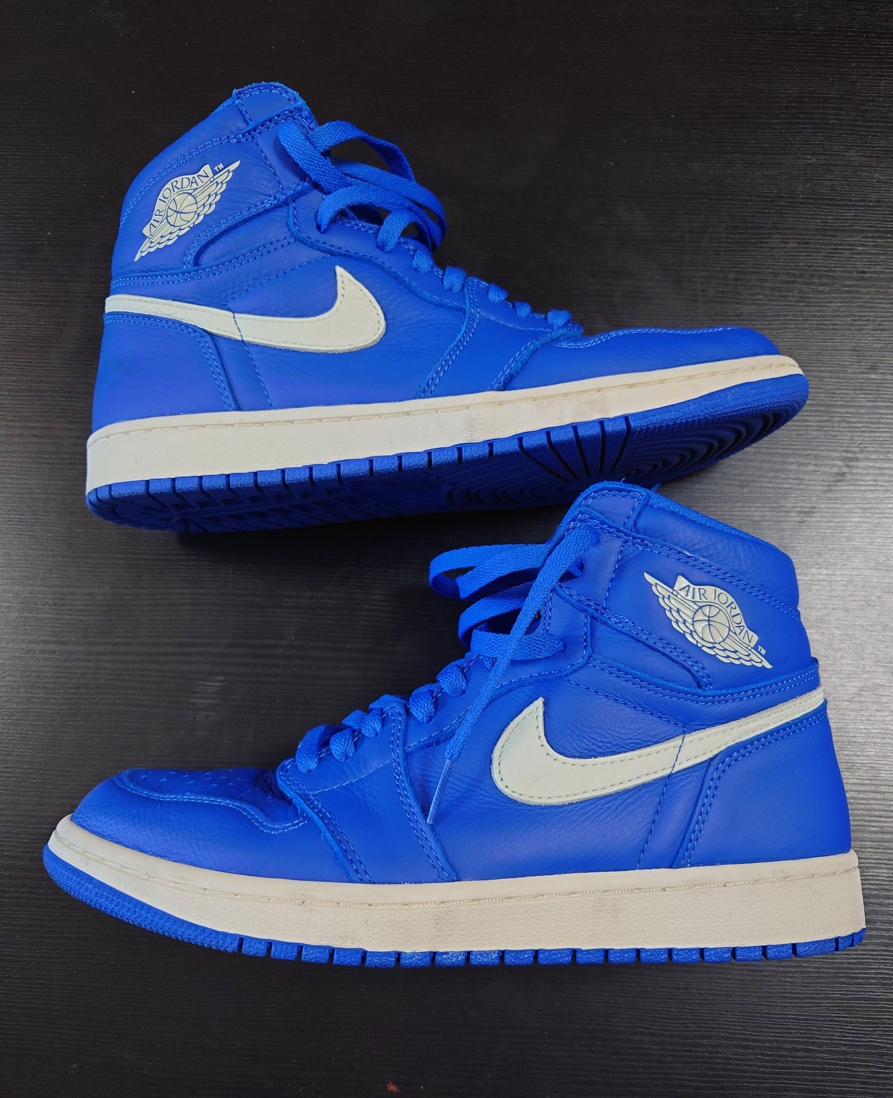 NIKE AIR JORDAN 1 RETRO HIGH "HYPER ROYAL"
