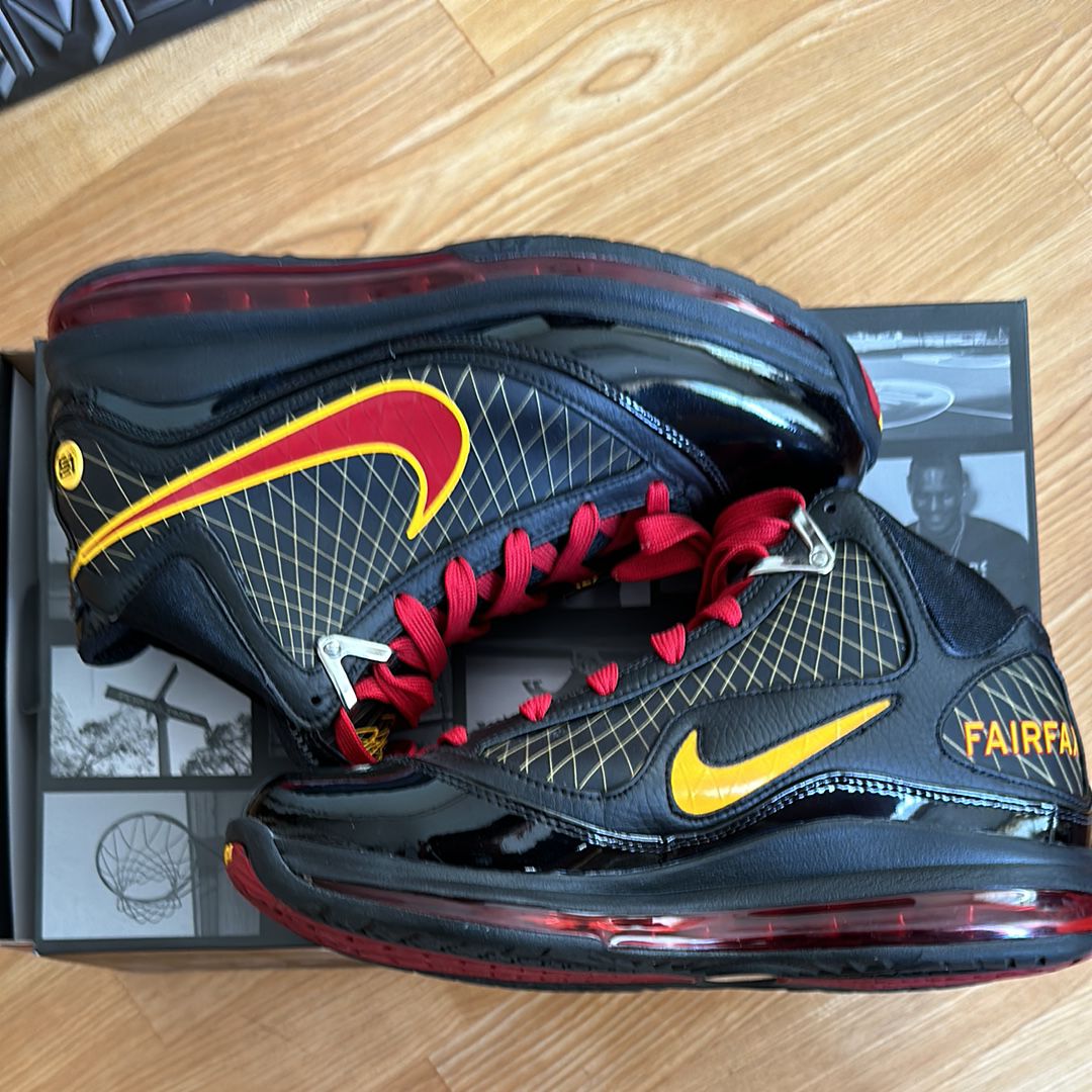 Nike LeBron 7 "Fairfax"
