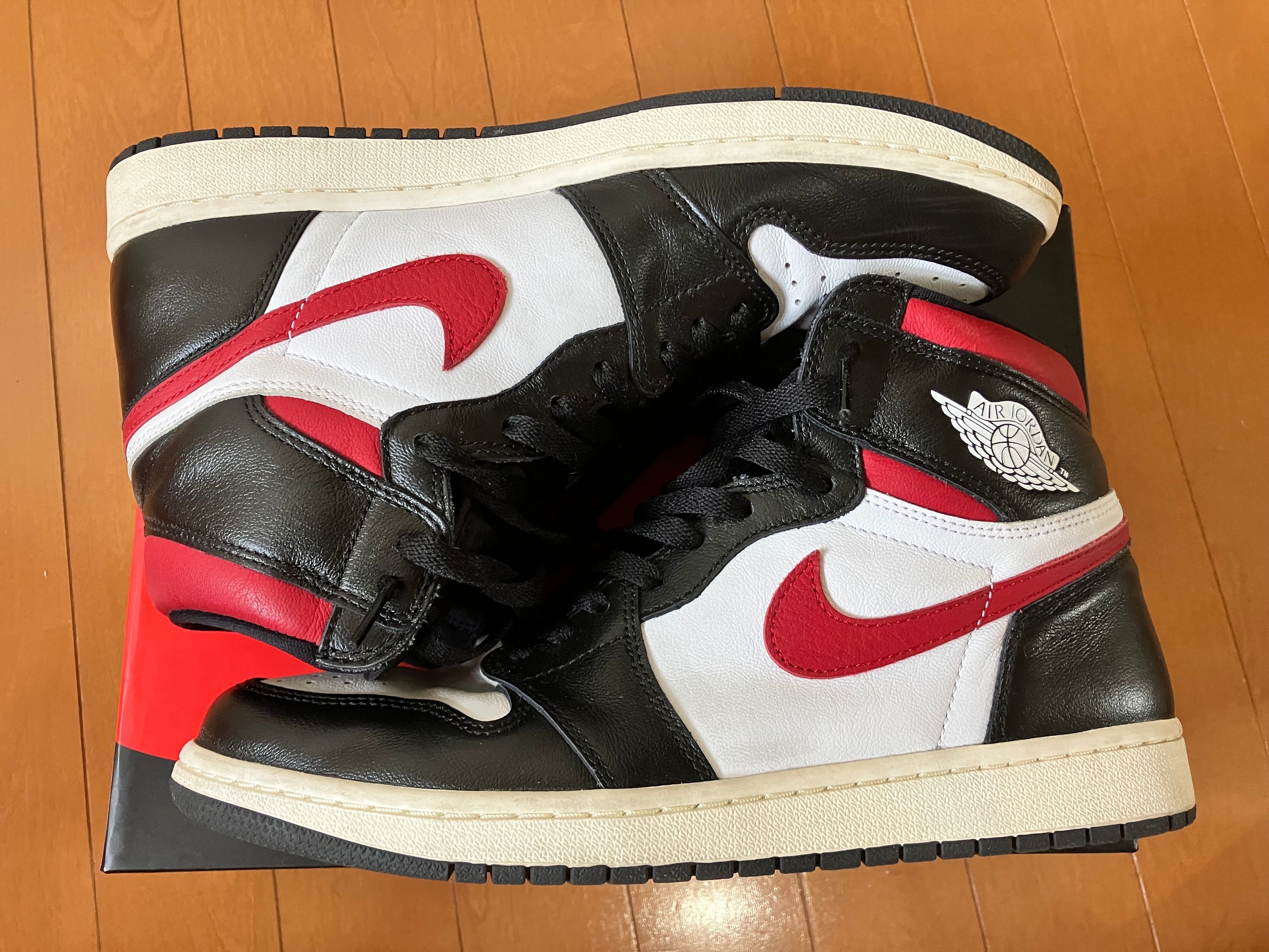 Nike Air Jordan 1 Retro High "Black/White/Sail/Gym Red"