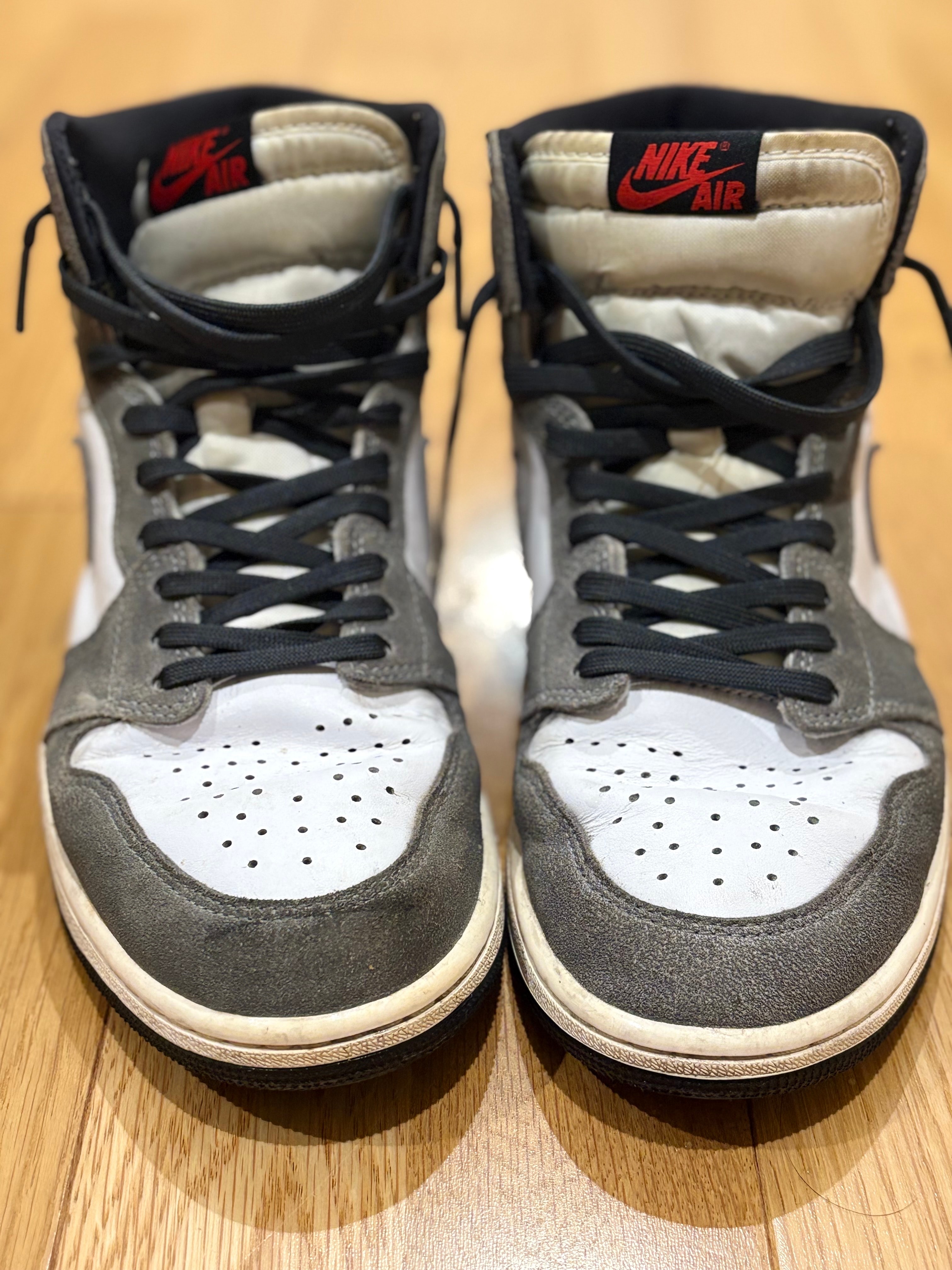 ナイキ エアジョーダン1 レトロ ハイ OG "ブラック アンド スモークグレー"