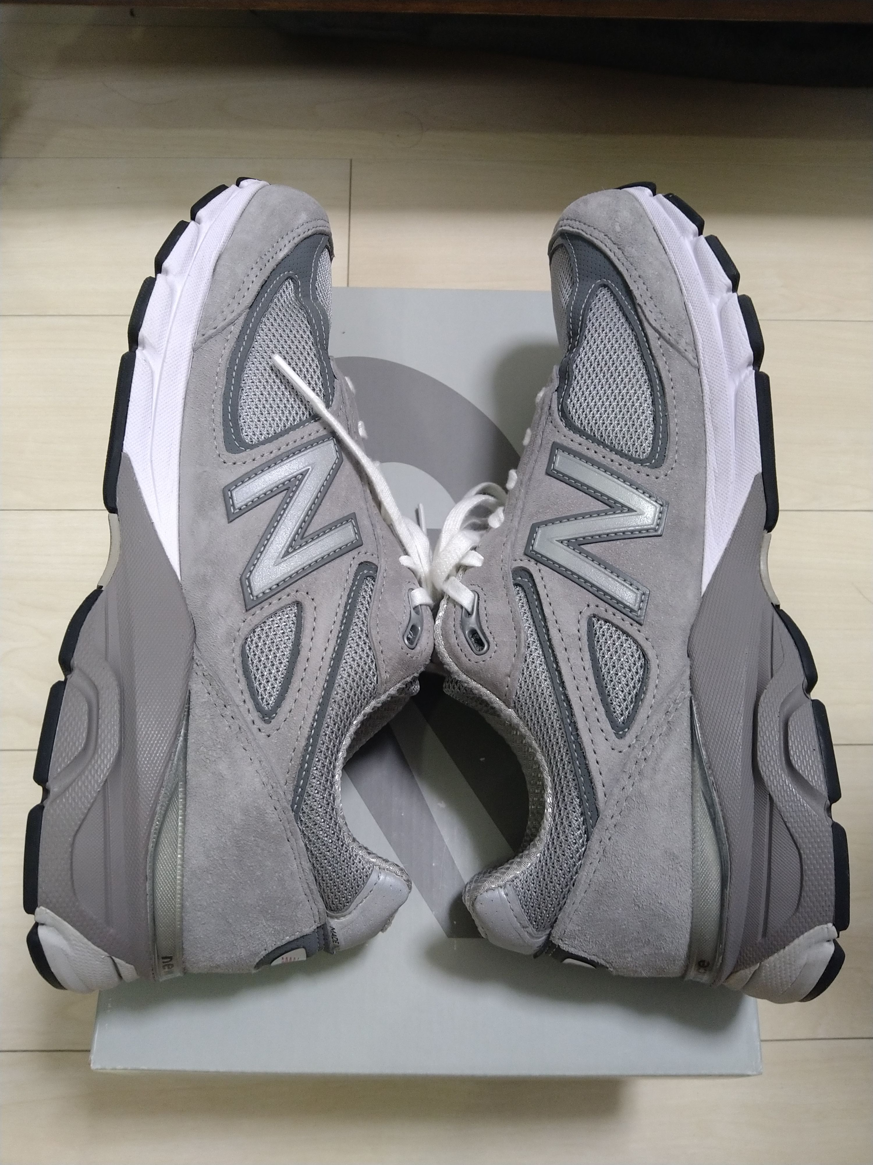 New Balance 990V4 "Grey Silver"