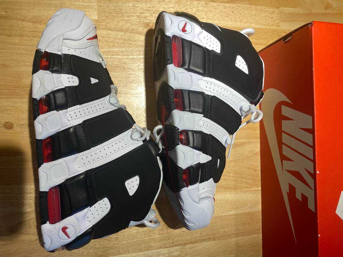 NIKE AIR MORE UPTEMPO "WHITE/BLACK/UNIVERSITY RED"(2020)