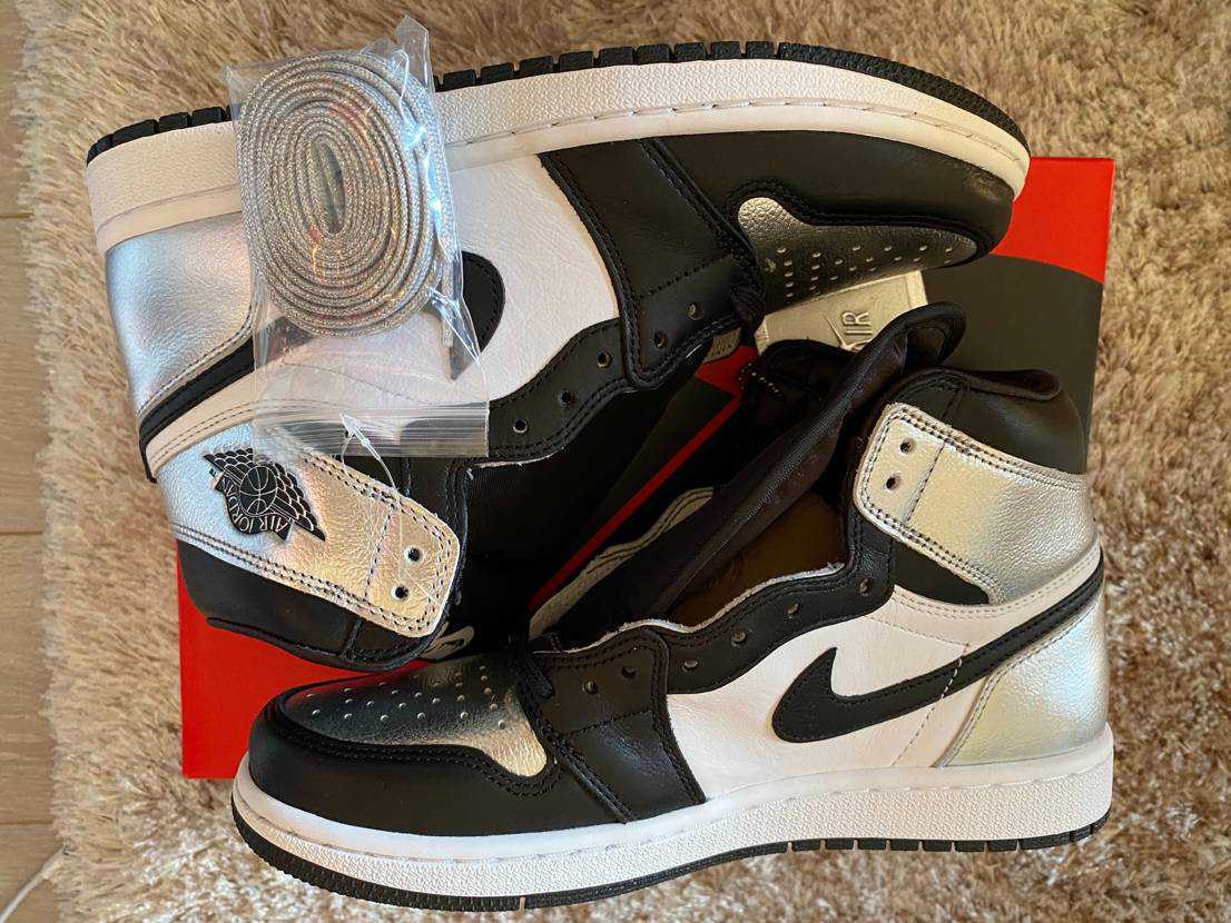 Nike Women's Air Jordan 1 Retro High OG "Silver Toe"