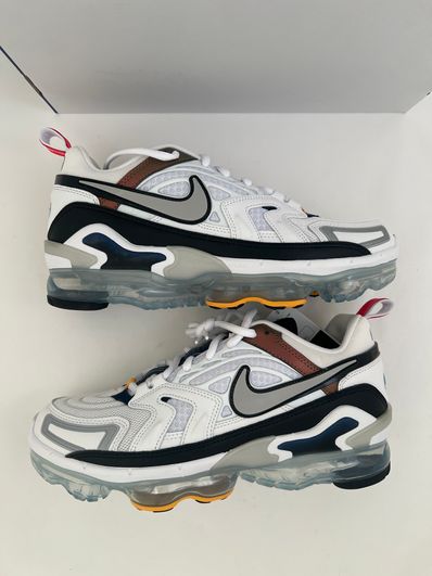 NIKE Women's AIR VAPORMAX EVO "TECH GREY"