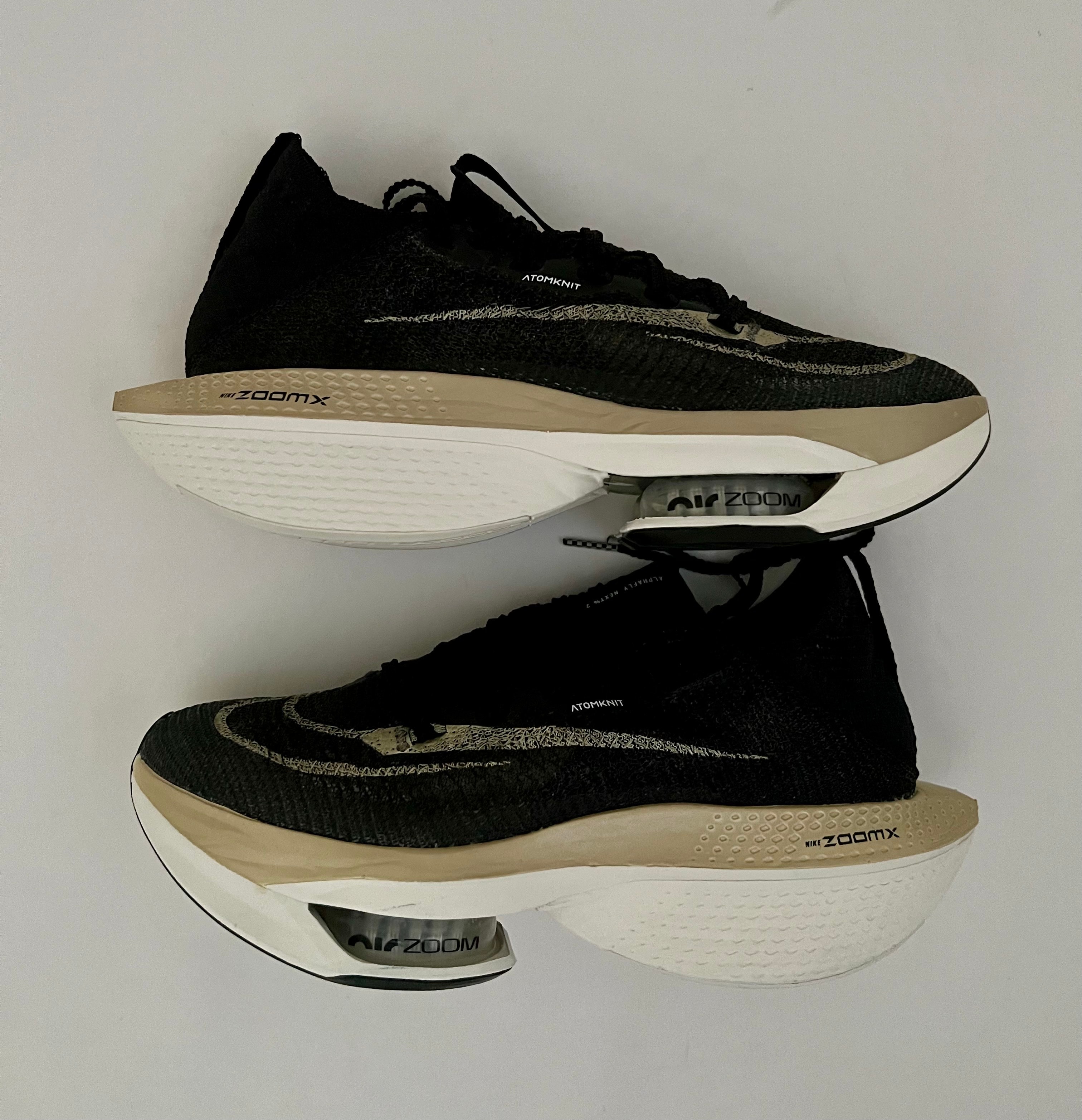 Nike AlphaFly 2 "Black/Sail/Metallic Gold Grain"