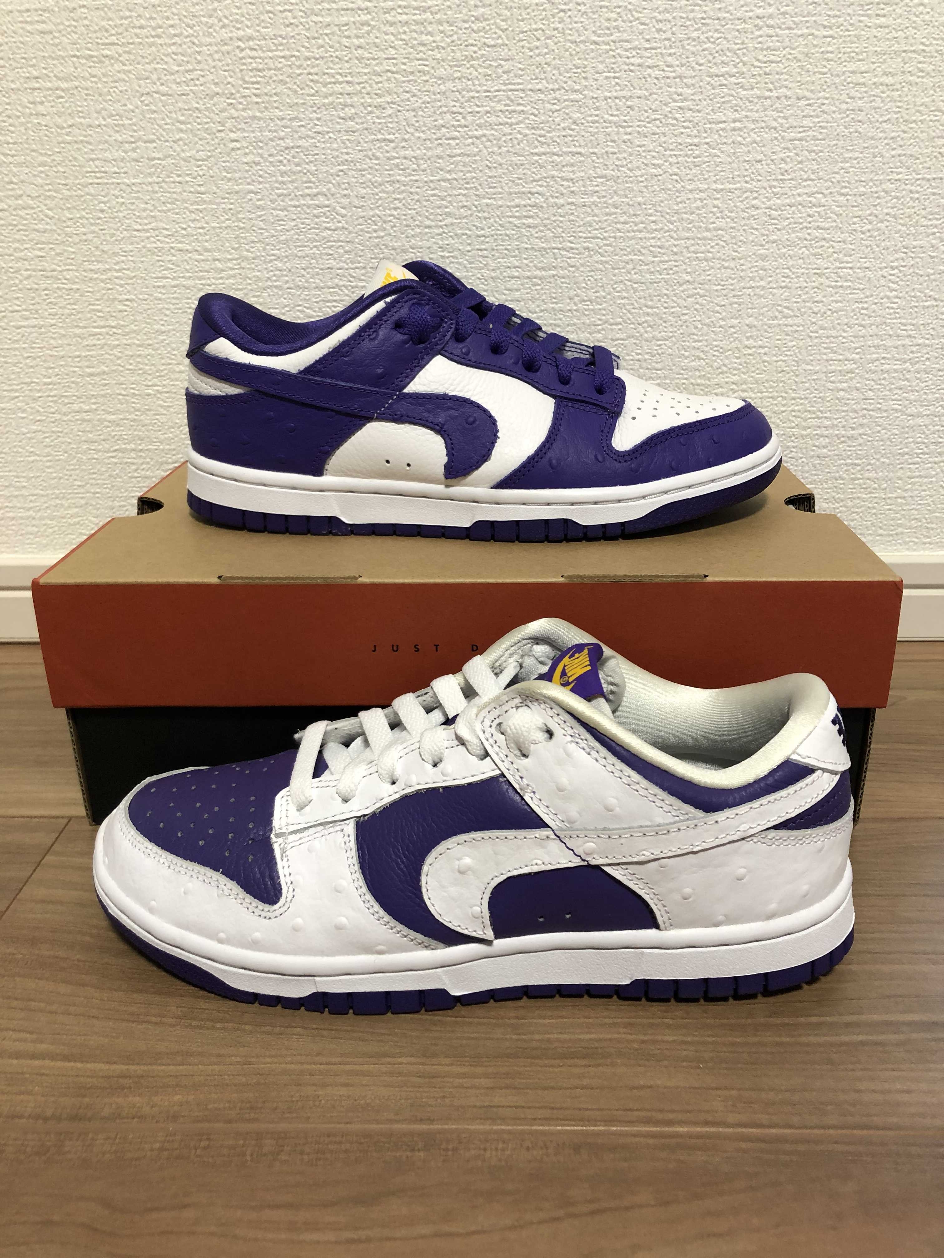 Nike Women's Dunk Low "Made You Look"