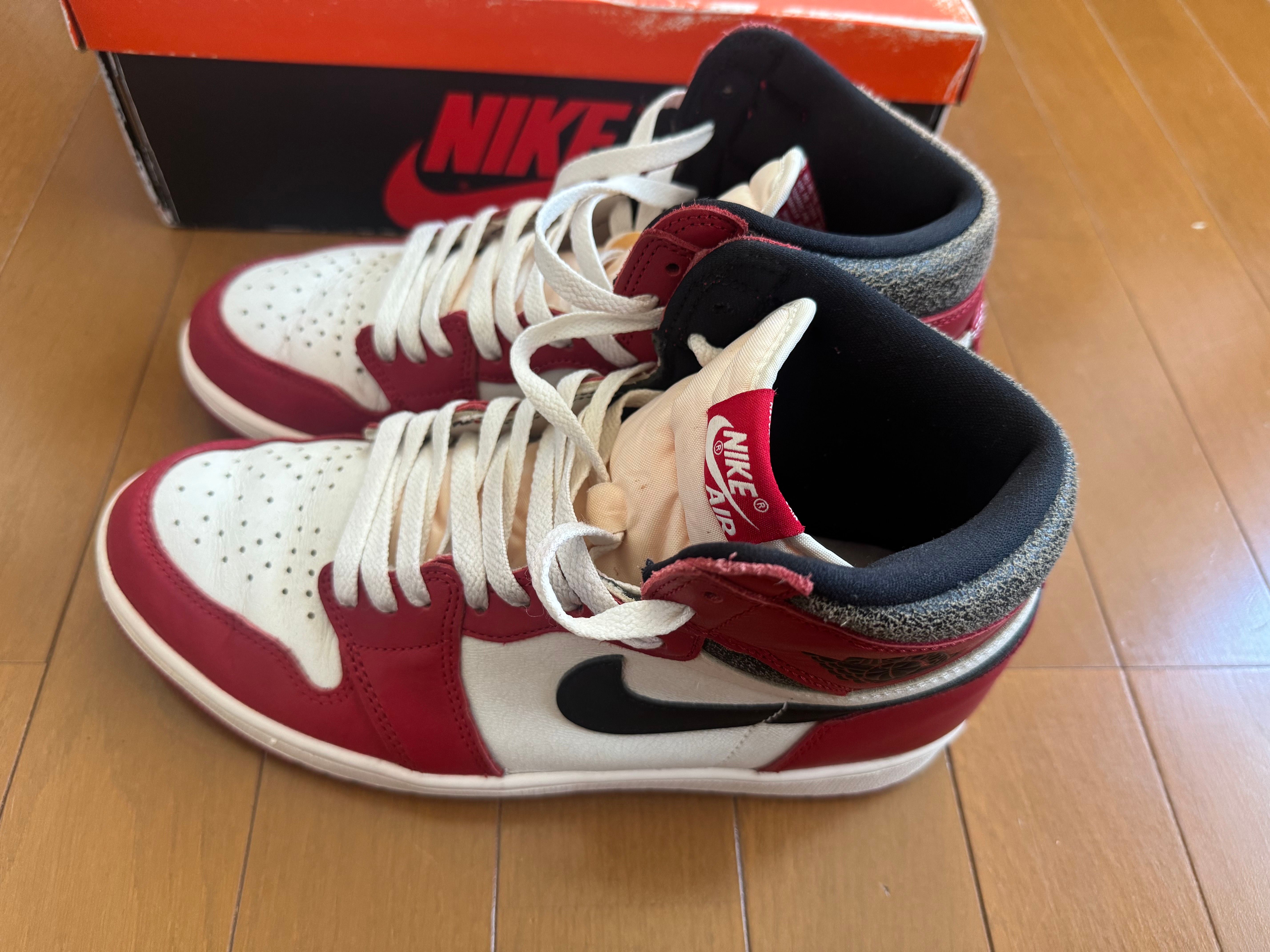 Nike Air Jordan 1 High OG "Lost & Found/Chicago"