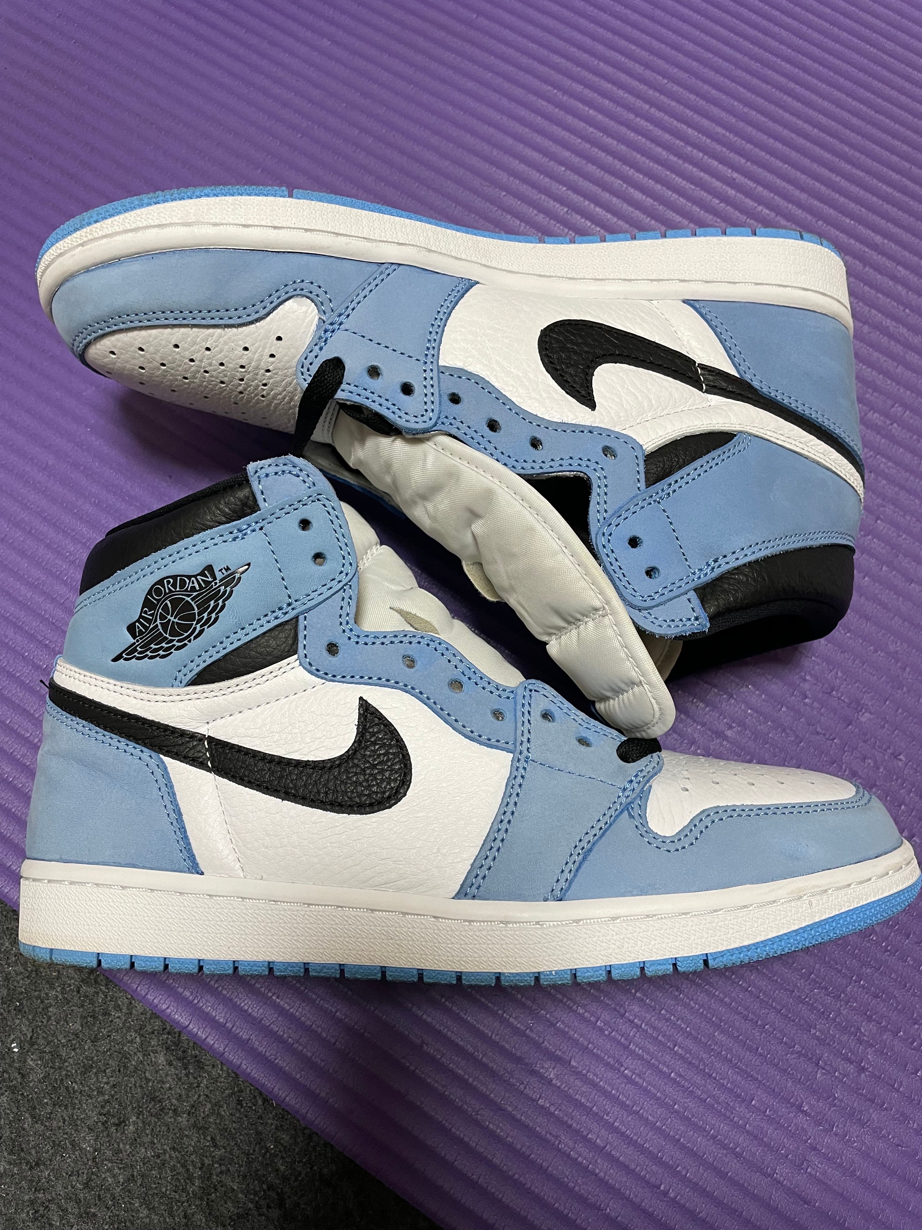 Nike Air Jordan 1 High OG "University Blue"