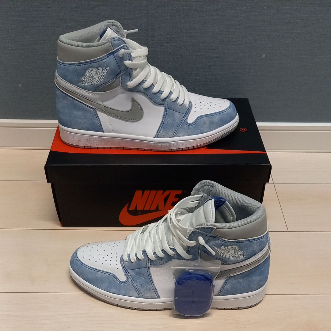 Nike Air Jordan 1 High OG "Hyper Royal"