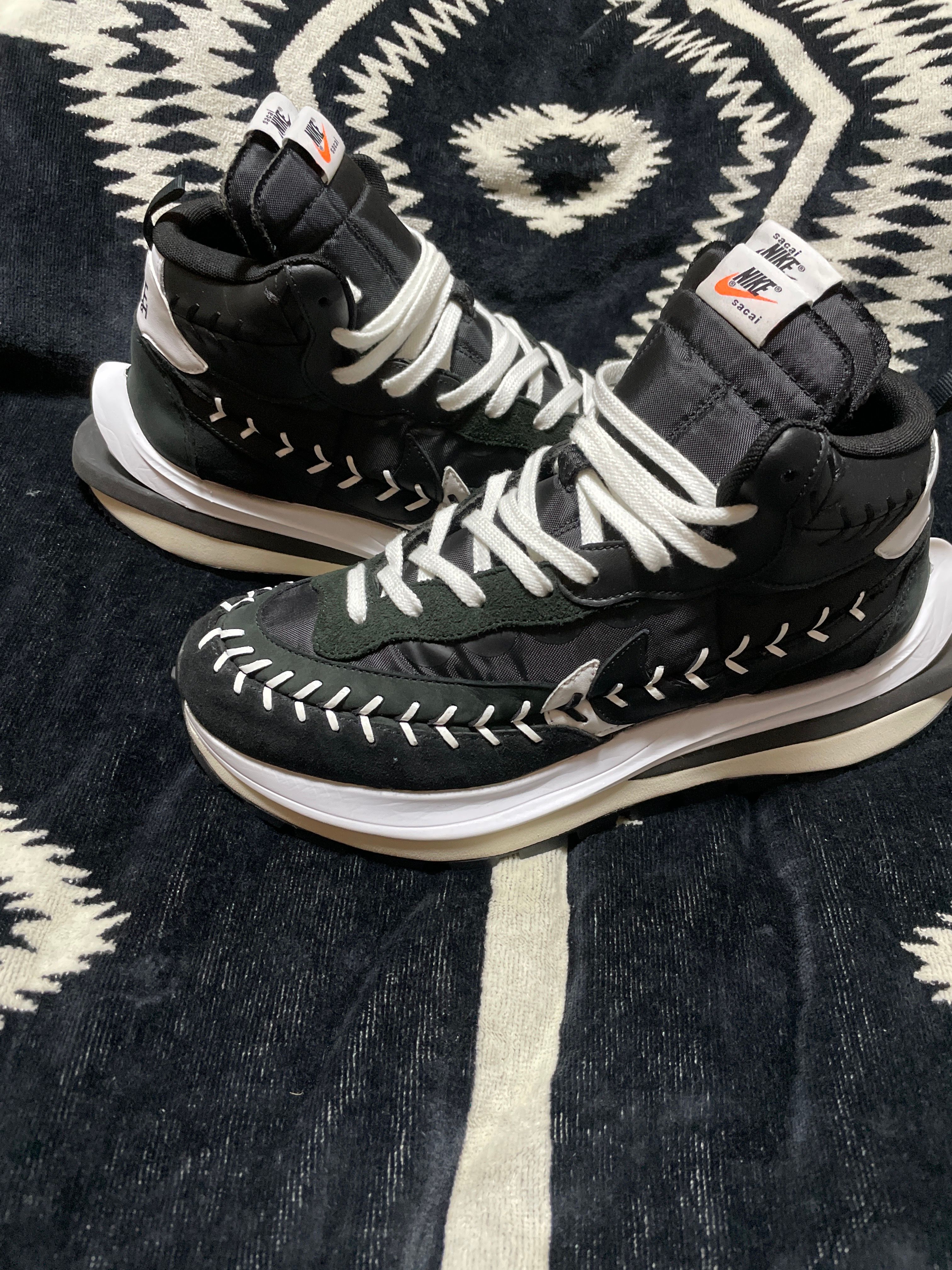 Jean-Paul Gaultier × sacai × Nike Vapor Waffle "Black/Black-White"