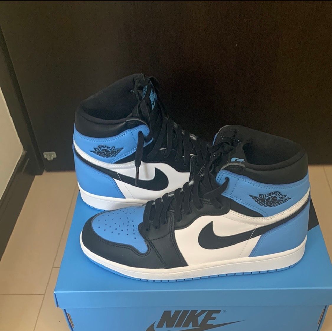 Nike Air Jordan 1 Retro High OG "University Blue/UNC Toe"