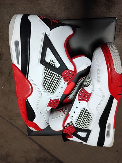 Nike Air Jordan 4 Retro OG "Fire Red" (2020)