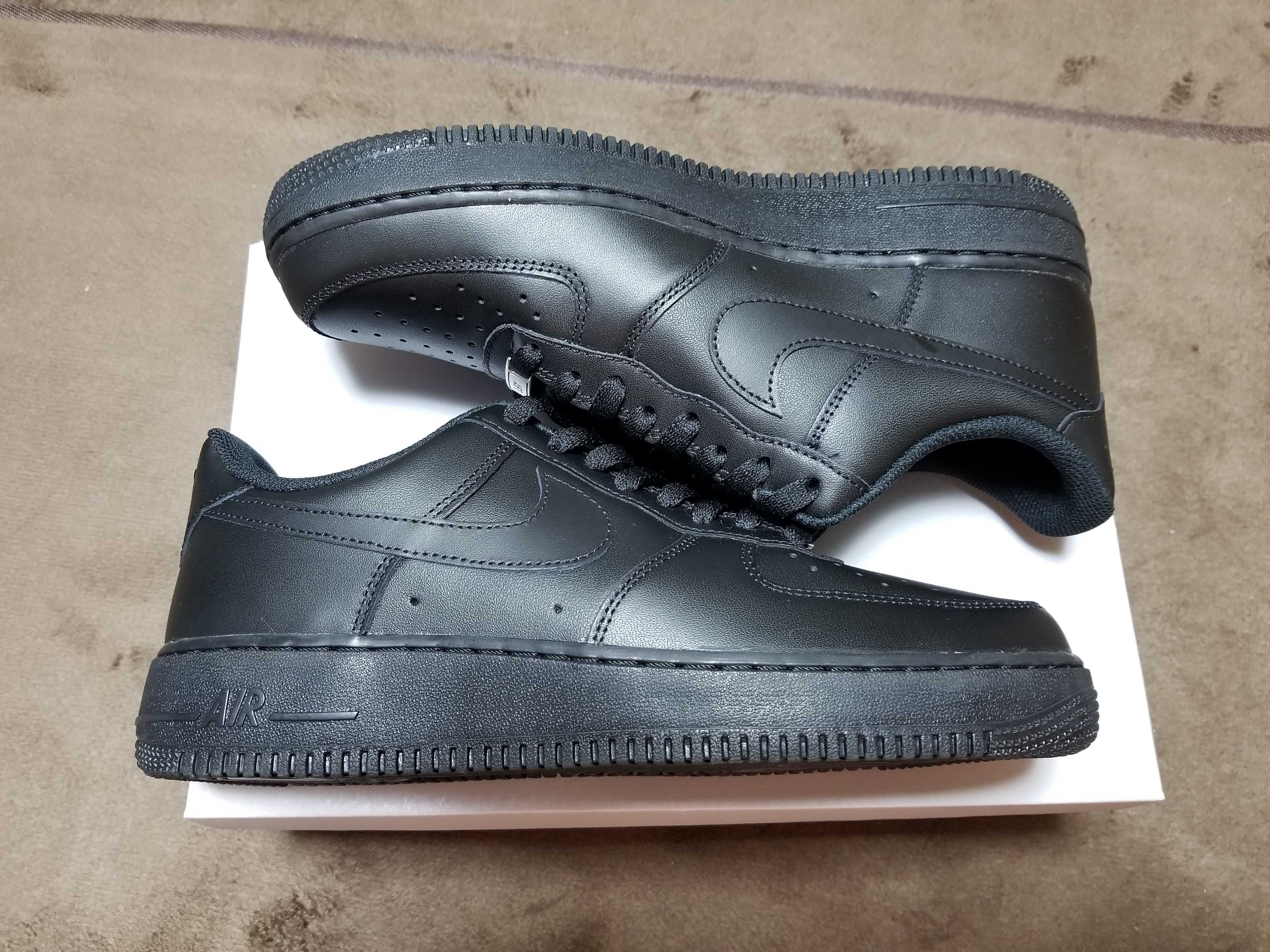 Nike Air Force 1 Low '07 "Black/Black"