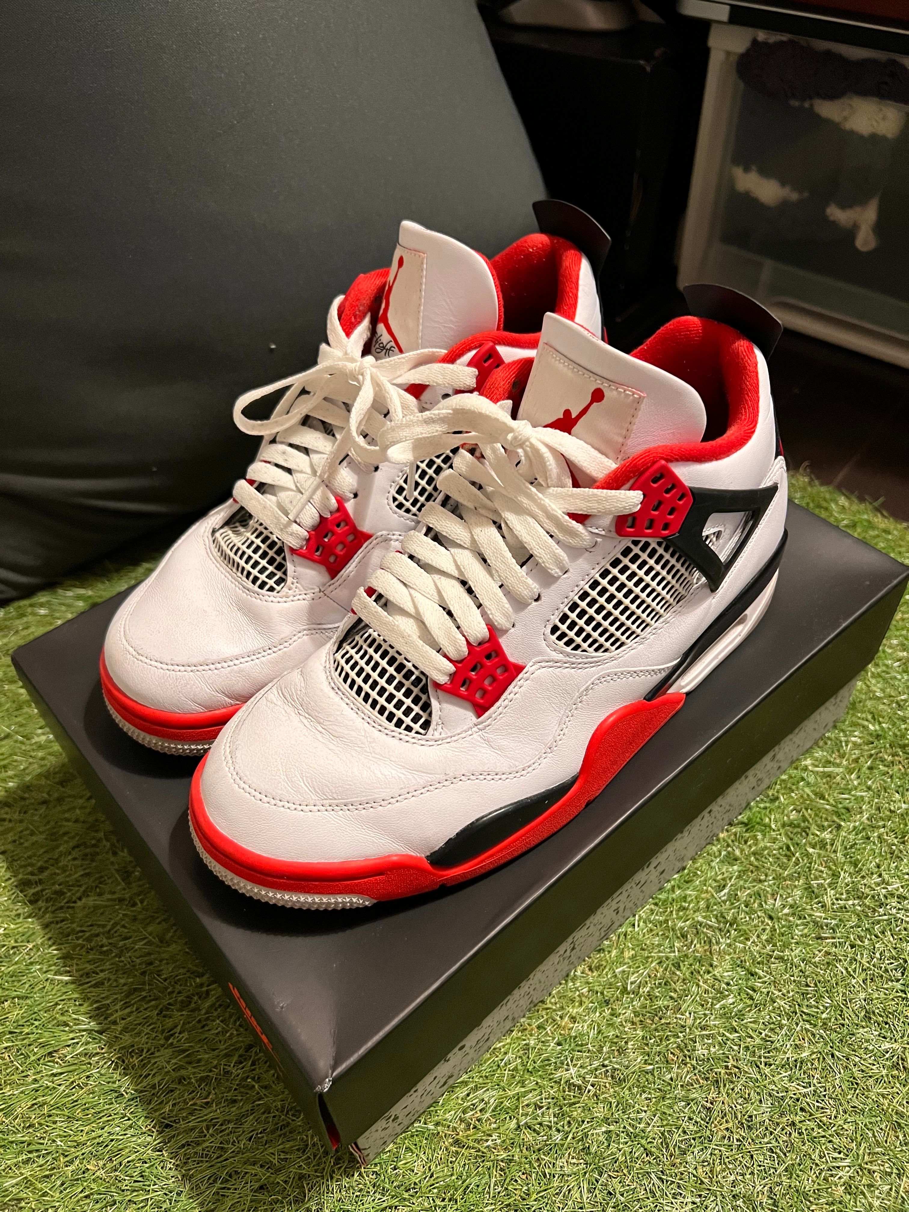 Nike Air Jordan 4 Retro OG "Fire Red" (2020)