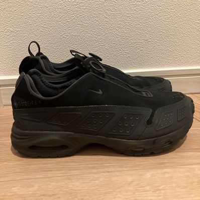 Nike Women's Air Max SNDR GORE-TEX "Black and Dark Smoke Grey"