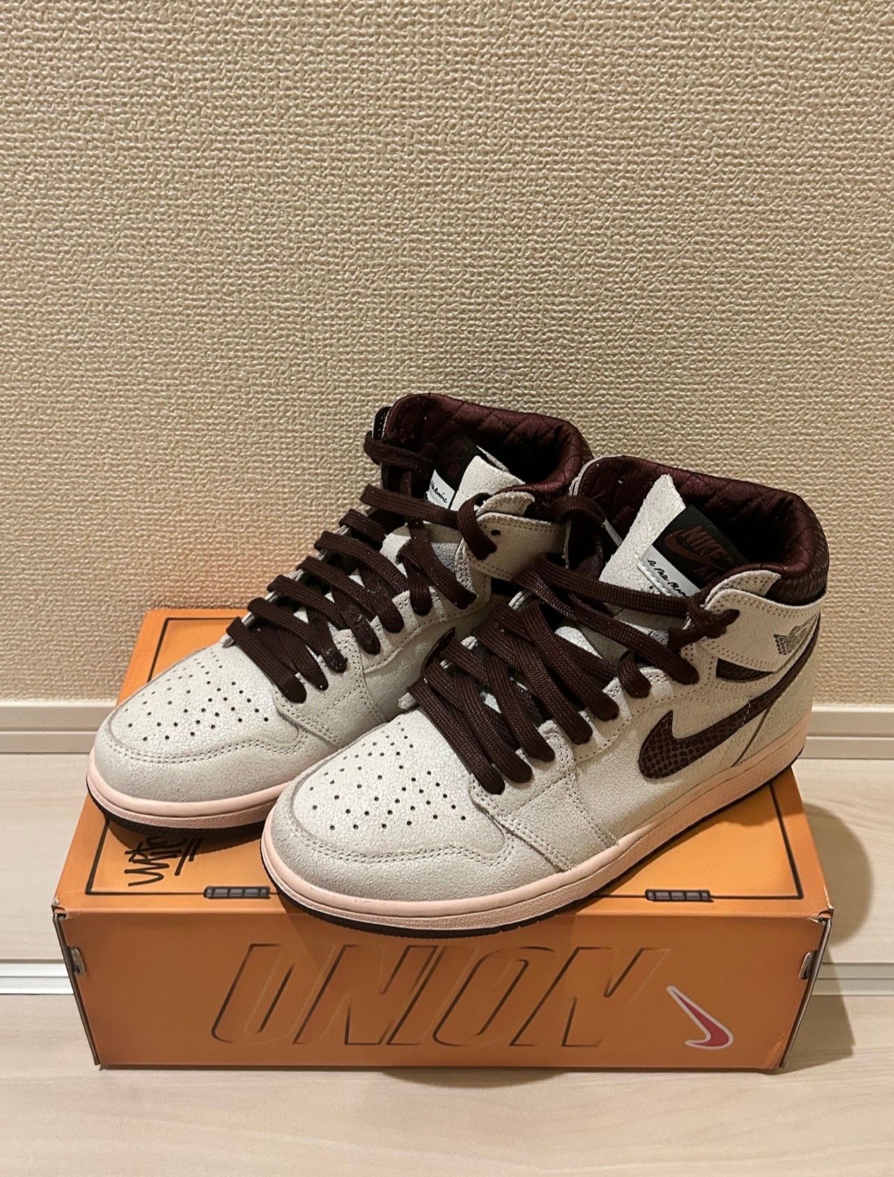 A Ma Maniere × Nike Air Jordan 1 Retro High OG "Sail and Burgundy"