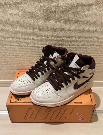 A Ma Maniere × Nike Air Jordan 1 Retro High OG "Sail and Burgundy"