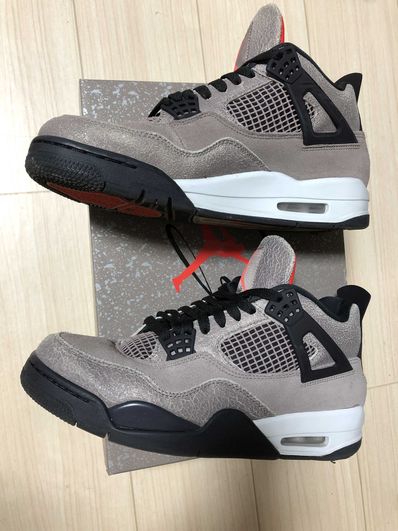 Nike Air Jordan 4 "Taupe Haze"