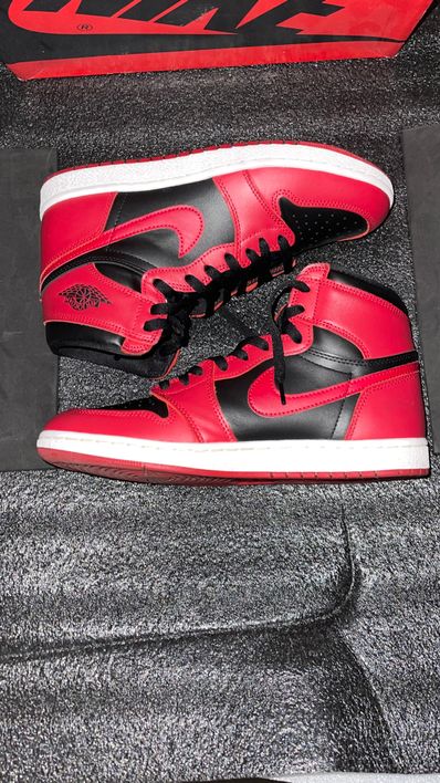 Nike Air Jordan 1 High ’85 "Varsity Red"