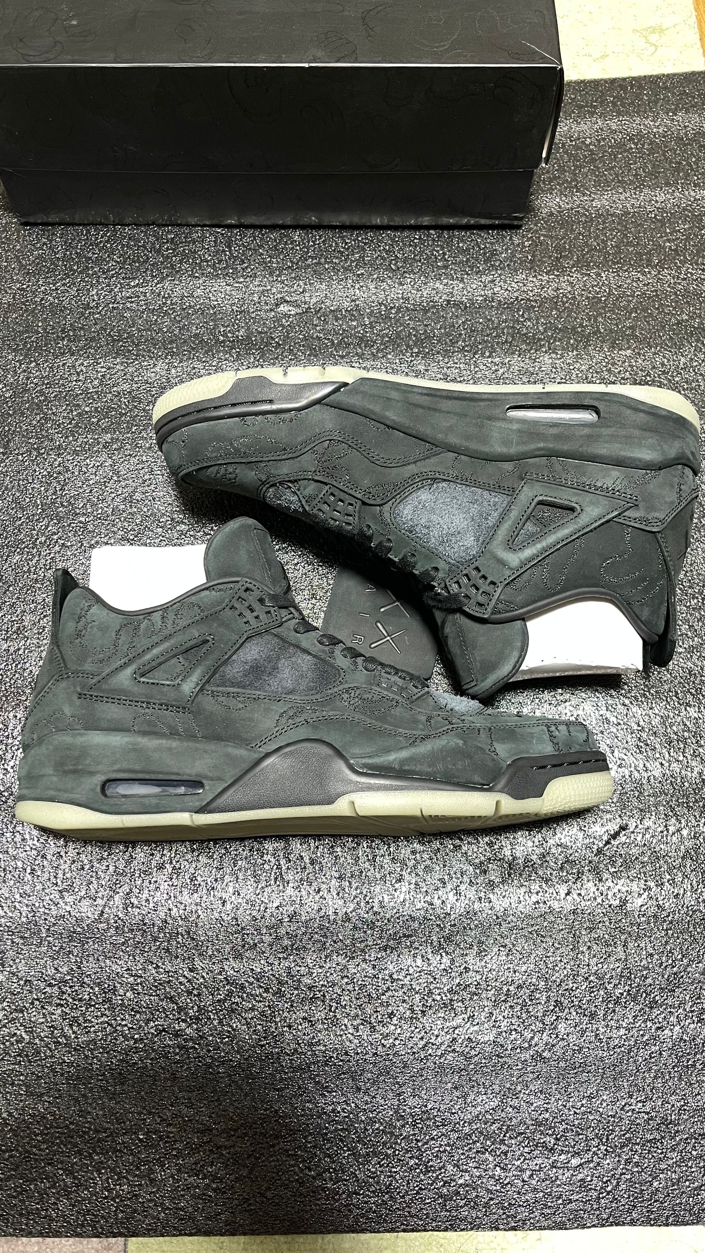 KAWS × Nike Air Jordan 4 Retro "Black"