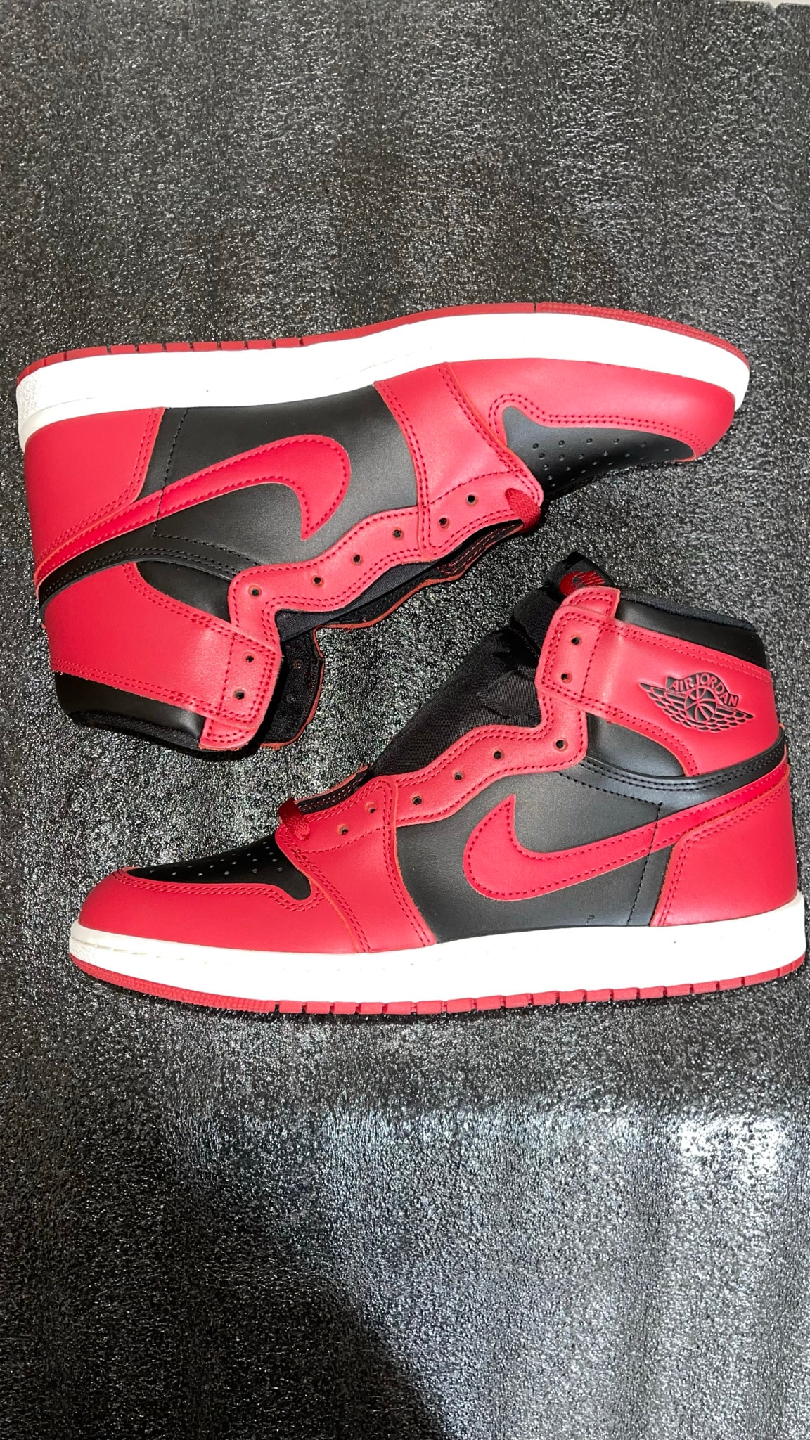 Nike Air Jordan 1 High 85 "Bred" (2025)