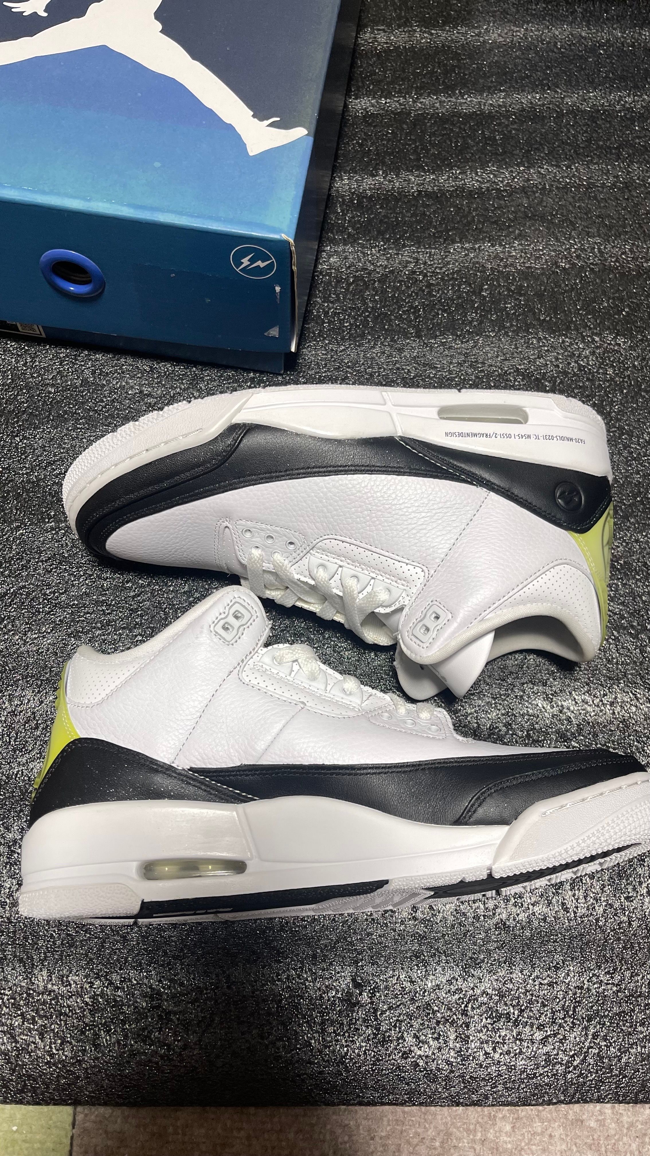 Fragment × Nike Air Jordan 3 "White/Black"