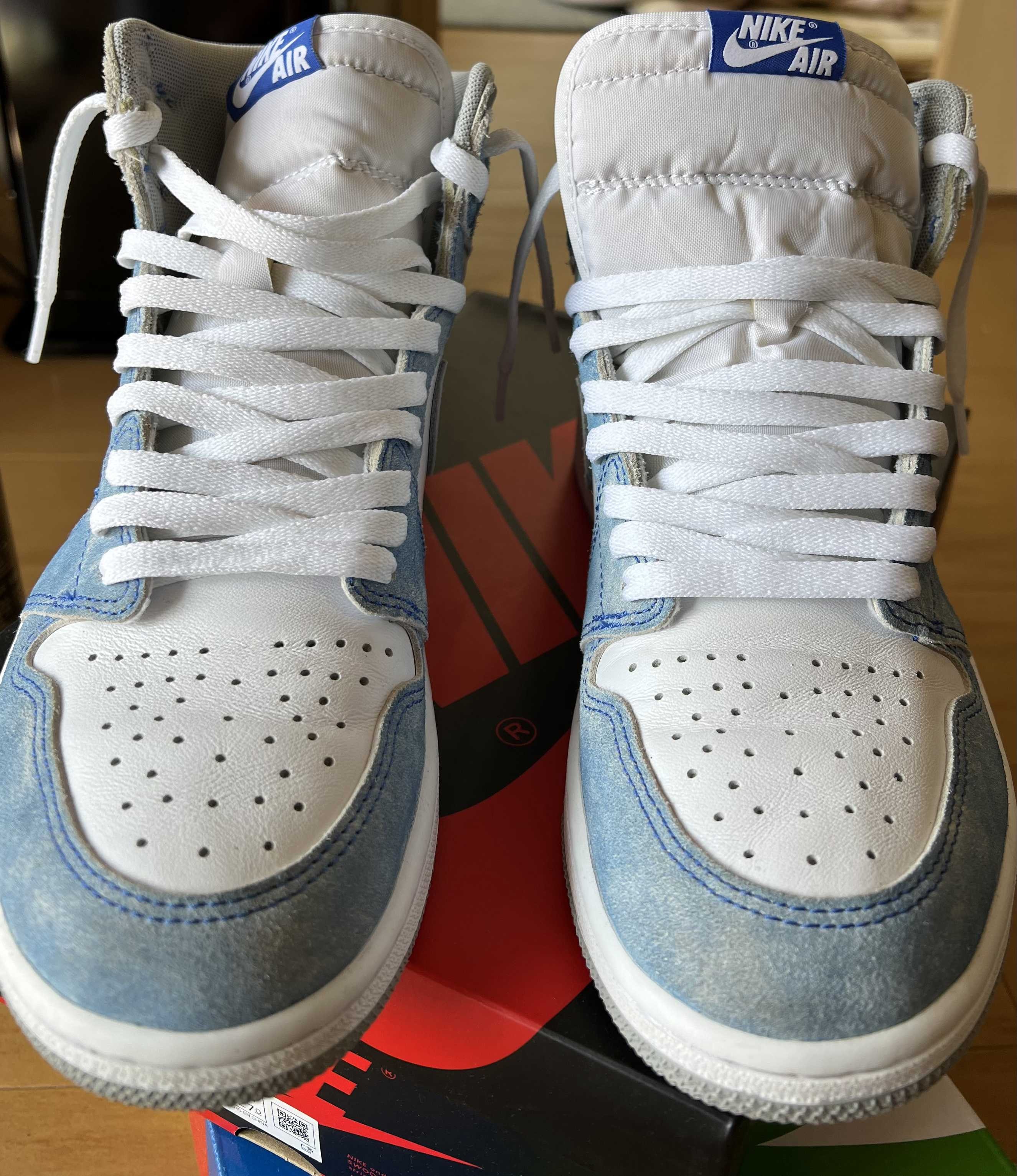 Nike Air Jordan 1 High OG "Hyper Royal"