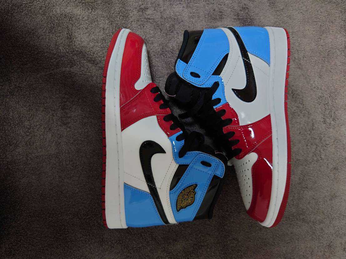Nike Air Jordan 1 High OG "Fearless"