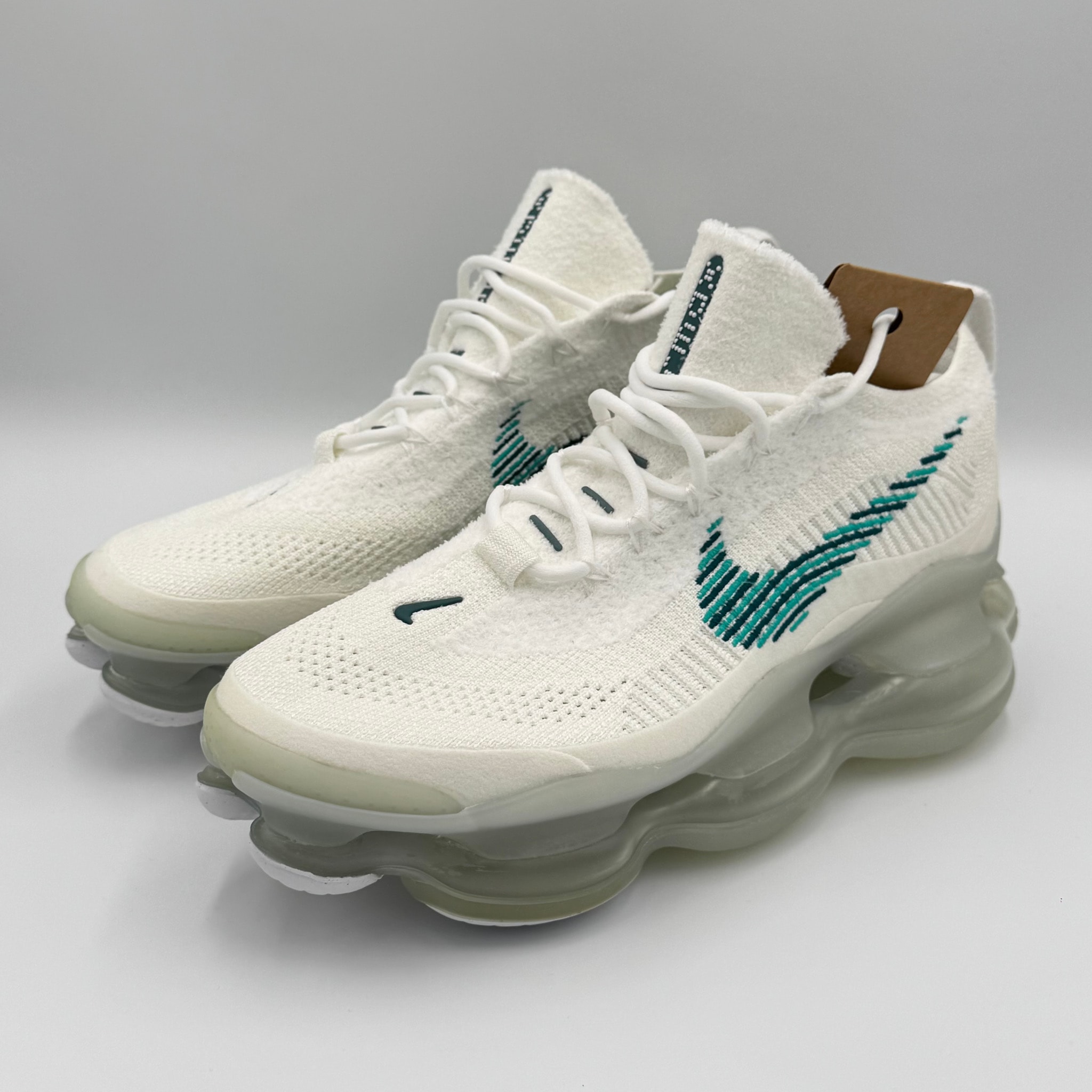 Nike Air Max Scorpion Flyknit "White and Geode Teal"