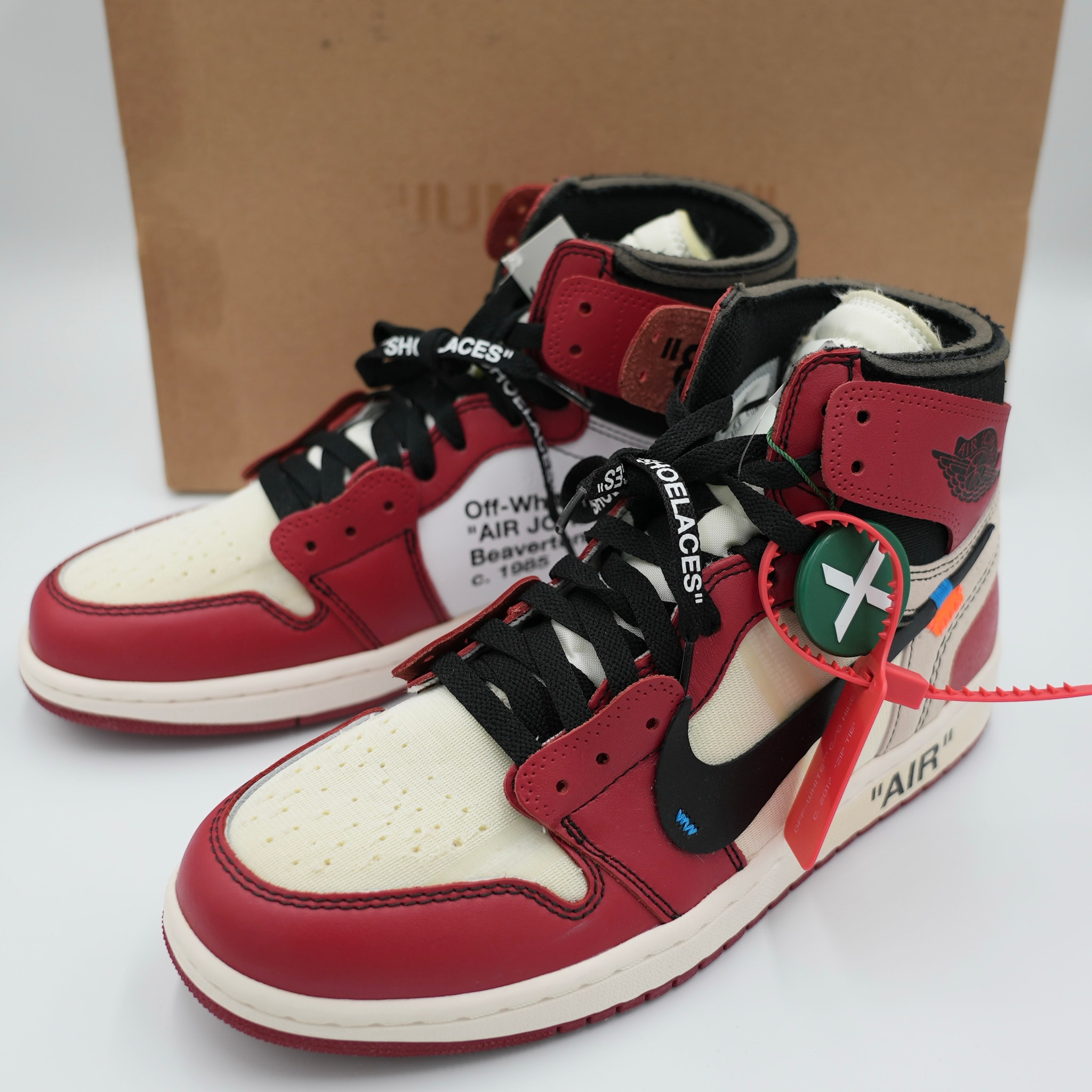 Off-White × Nike Air Jordan 1 Retro High The Ten "Chicago"