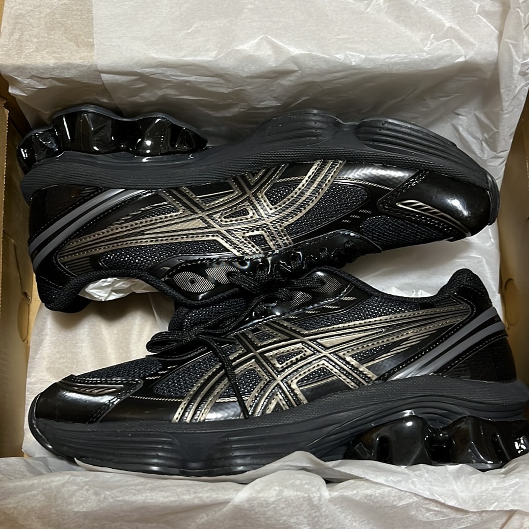 Asics Gel-Kinetic Fluent "Black/Graphite Grey"