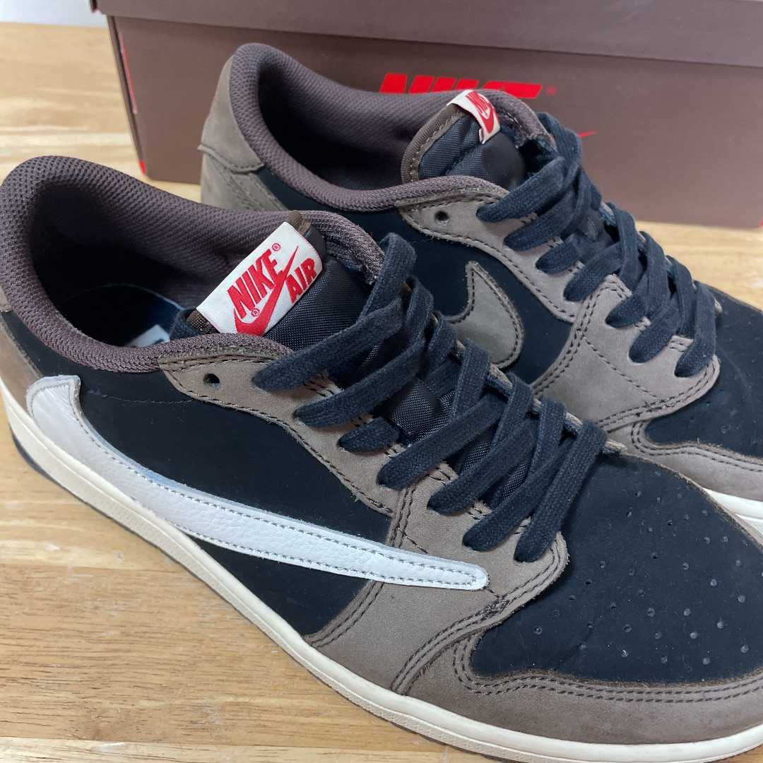 Travis Scott × Nike Air Jordan 1 Low OG SP-T "Black/Dark Mocha"