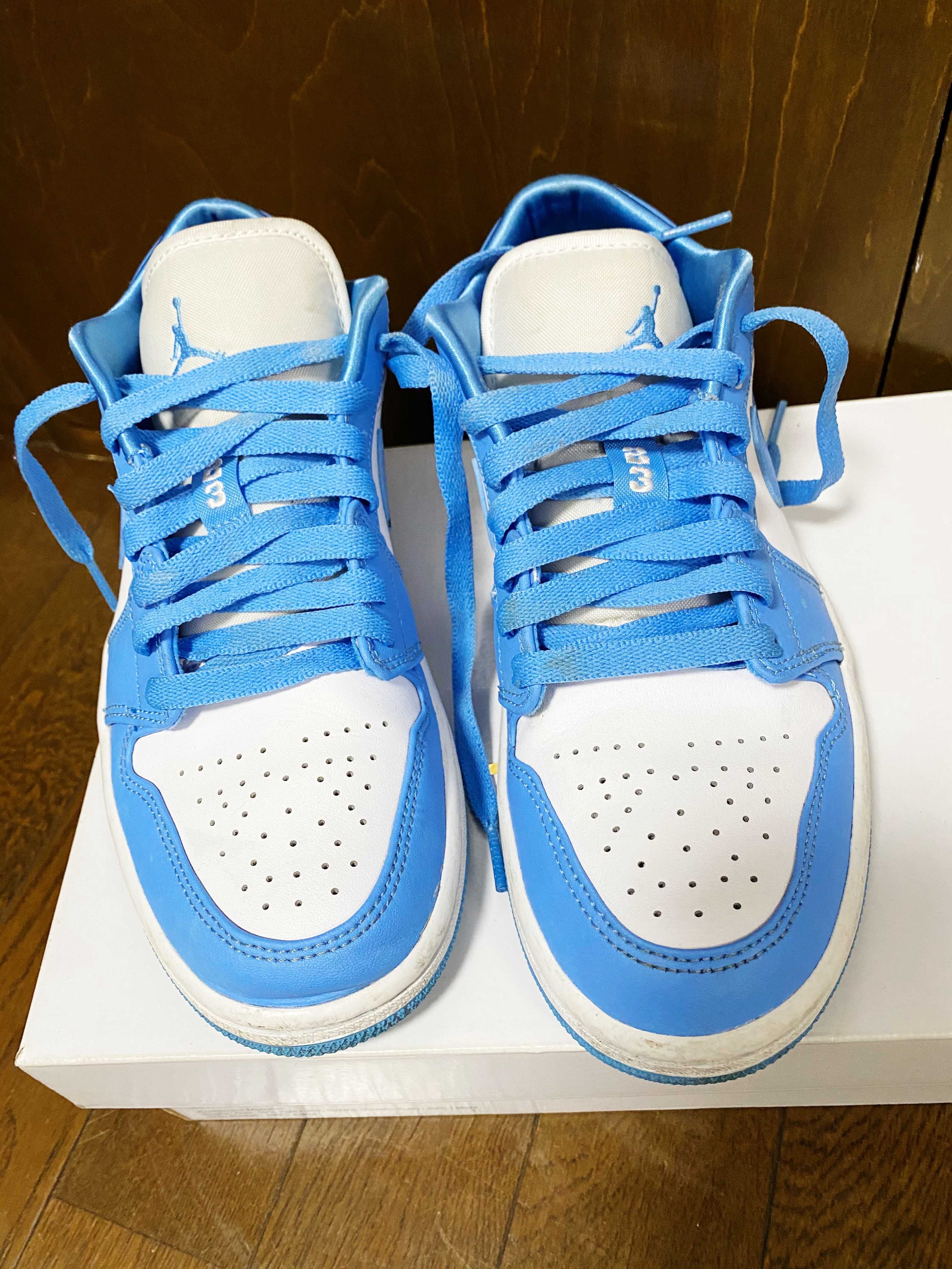 Nike Women's Air Jordan 1 Low "UNC"