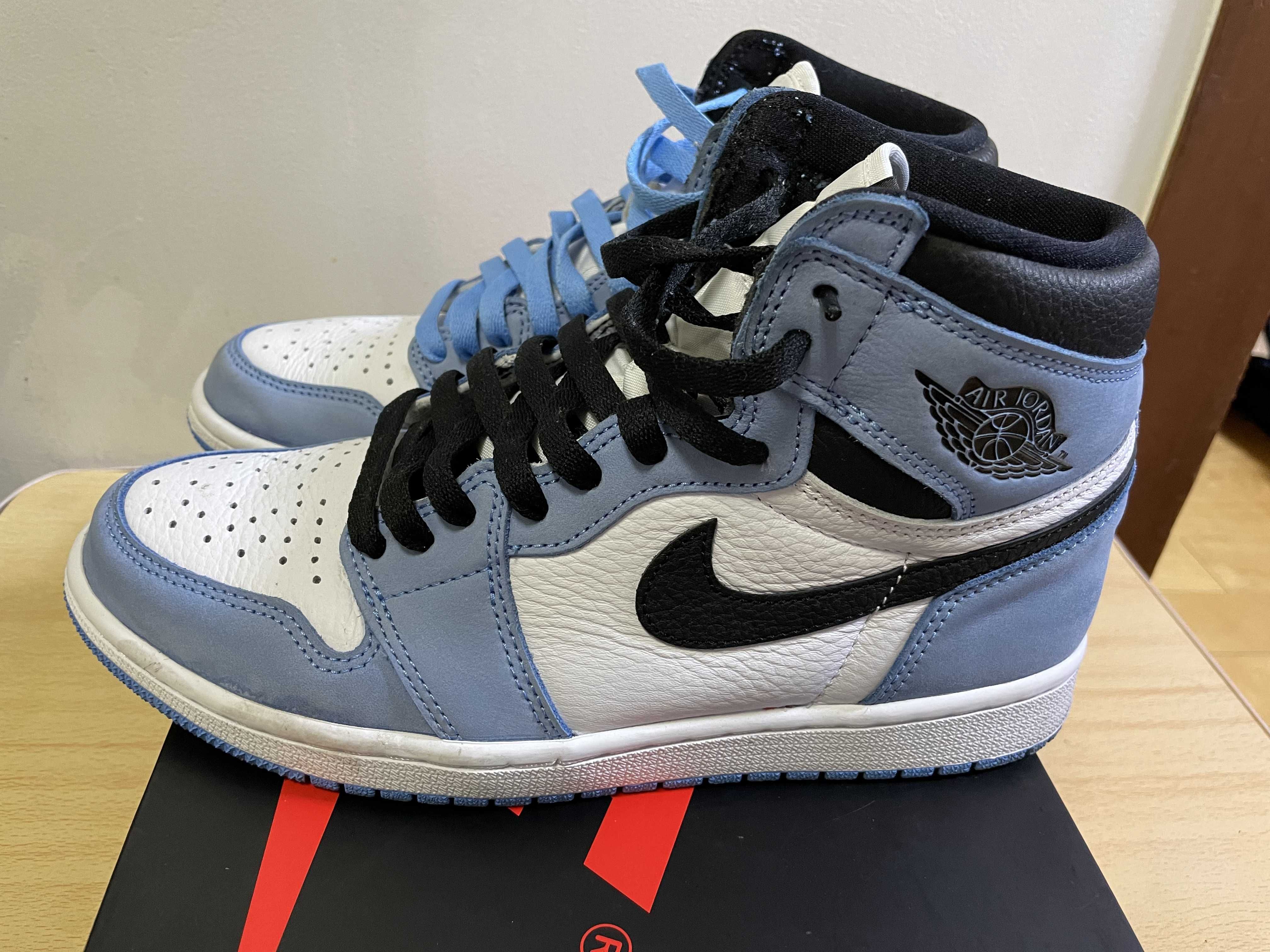 Nike Air Jordan 1 High OG "University Blue"